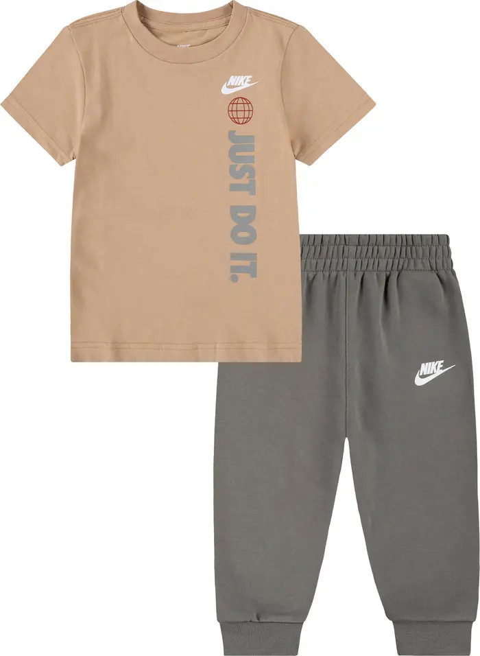 Kids' Futura T-Shirt & Pants Set | Nordstrom Rack