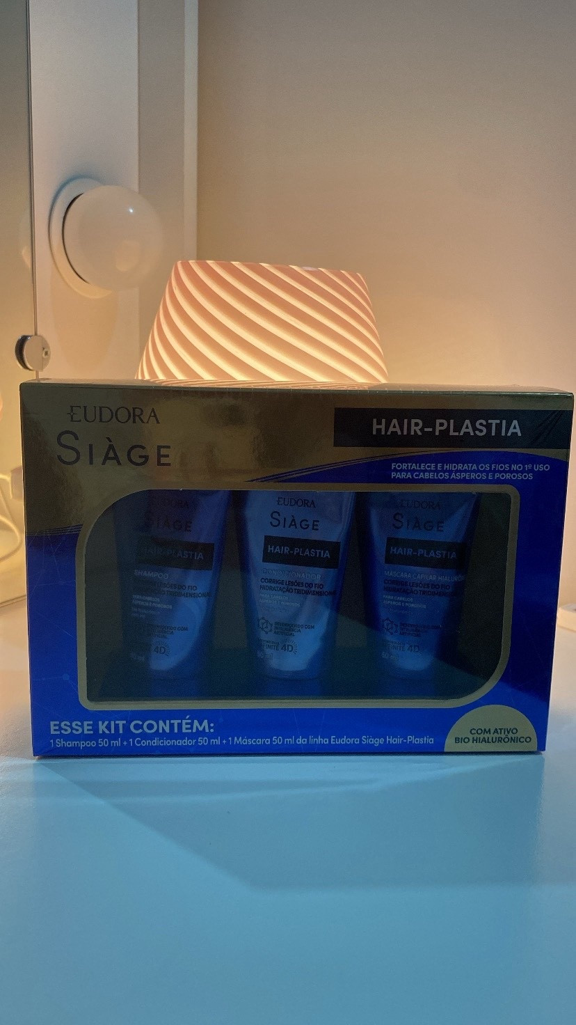 Amo minis 🥰🤏🏻 e fiquei apaixonada por esse lançamento de Eudora Siàge, agora temos o trio de miniaturas de uma das linhas mais vendidas, ótimo pra vc levar em viagens e até pra quem não conhece a linha, vc testa o kit miniatura e, se gostar, já pode investir no tamanho full size, espero que a Eudora invista em outras linhas, vou amar 😍💙

#LTKbrasil #LTKviagem #LTKguiadepresente