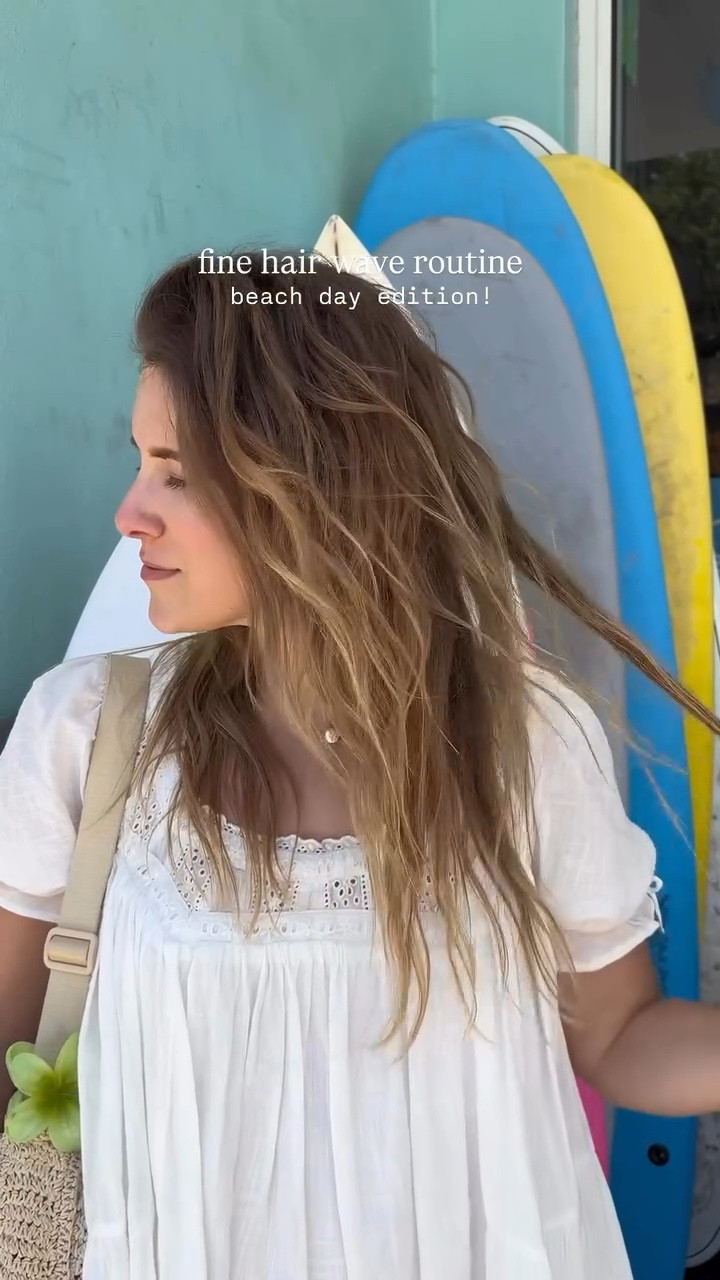 Fine hair wave routine - beach day edition! 🌊 

While my waves may not be the most aesthetic, I’ve found that I love my hair so much more now that I’ve embraced them. So fun to enhance the sea salt magic too! Threw these products in my bag for simple beach hair: 

@notyourmothers curl cream 
@rhymeandreason.haircare wave revival gel serum - this one will make your hair smell amaaaaazing! 

🫶🏻 

#finehair #naturalwaves #beachday