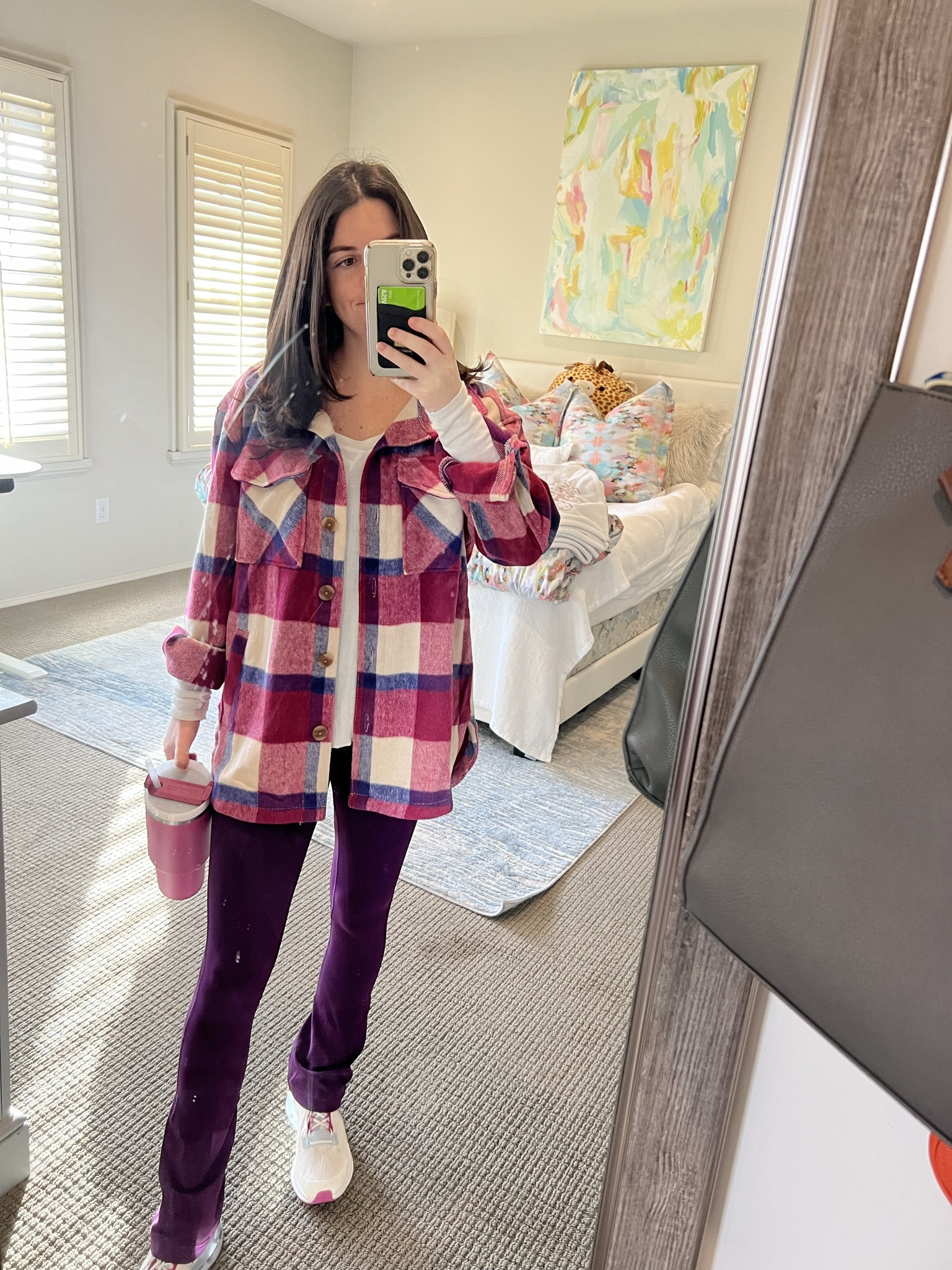 linked lulu flares!! they r so comfy and usually lots of color choices!! 


#LTKHoliday #LTKGiftGuide #LTKhome