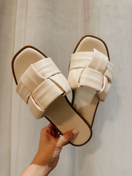 Sandals UNDER $25 / @target sandals / cream slide sandals / resort style sandals

#LTKfindsunder50 #LTKstyletip #LTKshoecrush