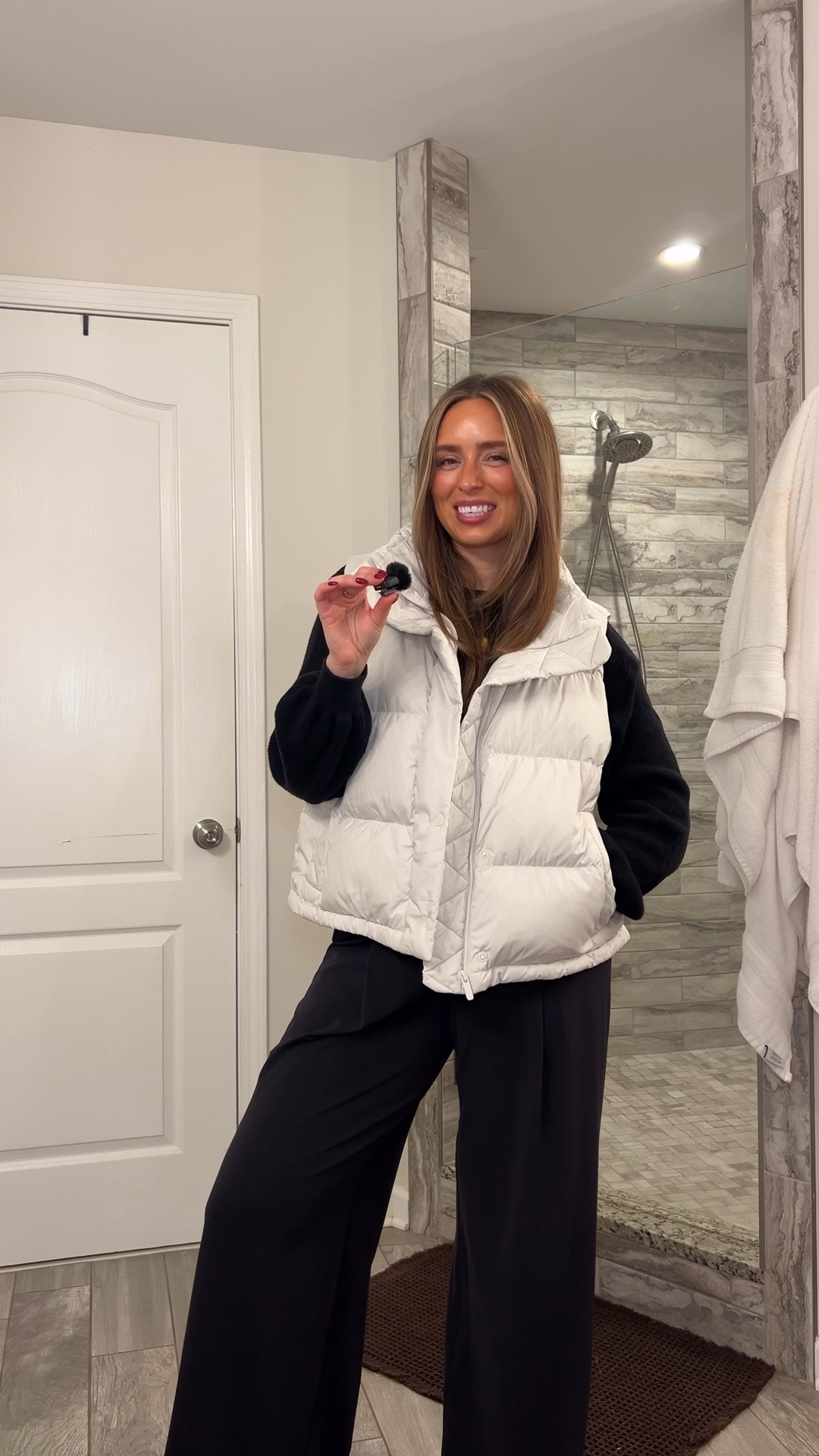 #ad @lululemon like new for the win for an on-the-go work day✨ Code: KENDALL10
#lululemoncreator #getdressedwithme #grwm #lululemonlikenew
Sizing details: Sweater (M), pants (8), vest (10)

#LTKStyleTip #LTKActive #LTKSaleAlert