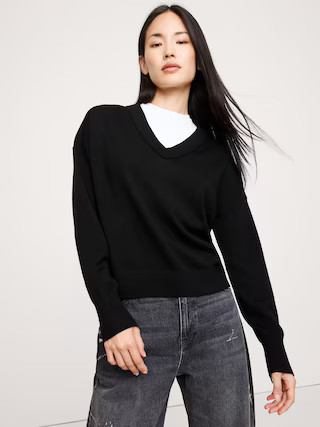 Merino V-Neck Sweater | Banana Republic (US)