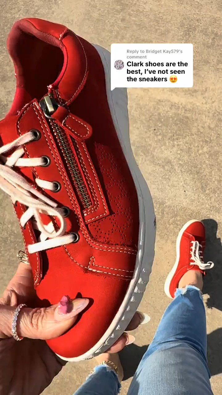 These sneakers sit somewhere between casual and slightly dressed, which is why they don’t throw off an outfit

#LTKFinds #LTKShoeCrush #LTKStyle
#ClarksStyle #BalancedLook #EverydayFit #earnscommissions 

 #LTKootd #LTKSeasonal #LTKTravel