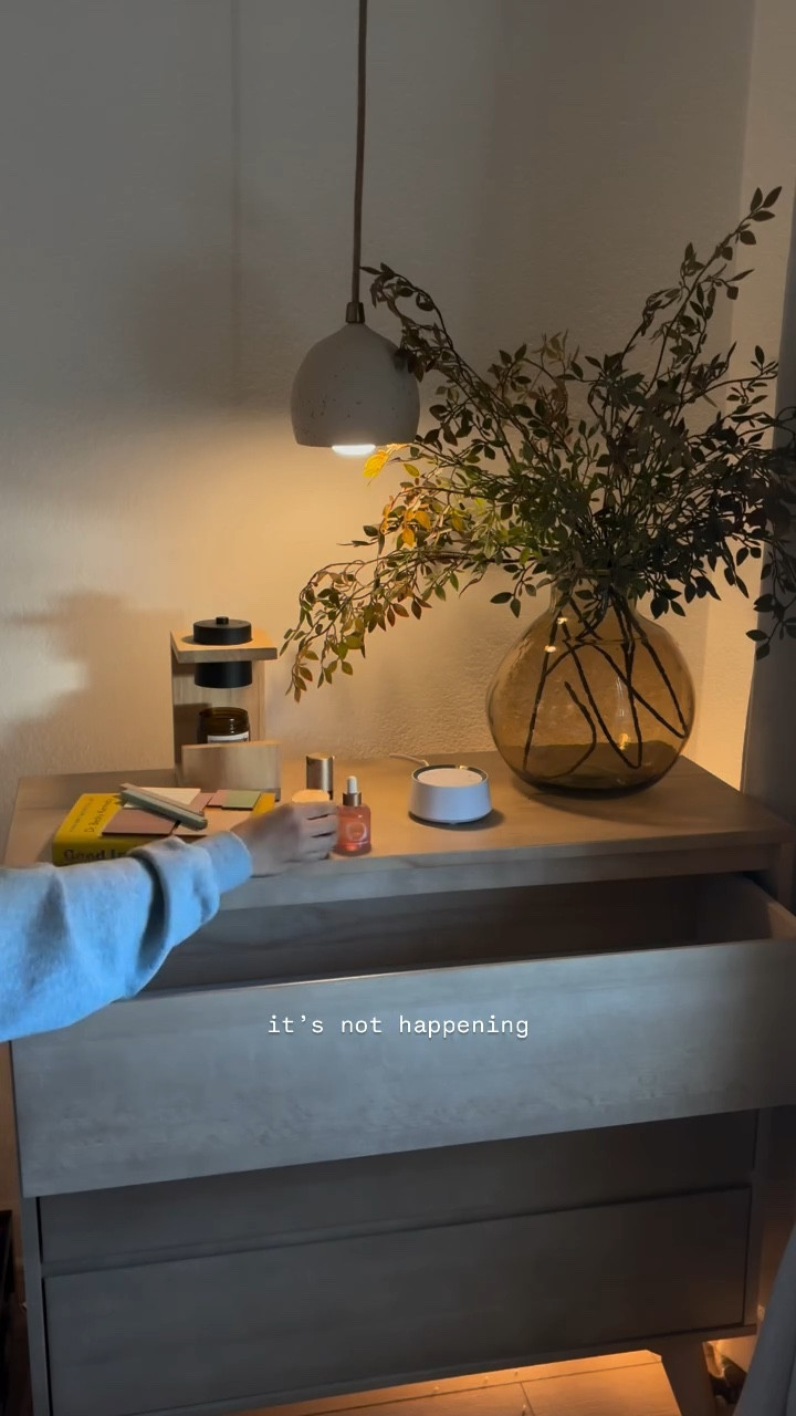 As a mom who co-sleeps and can’t get out of bed once our little one is asleep, my nighttime routine has to be easy and right nearby. So I keep everything I use before bed in my (super spacious) nightstand and it’s honestly been such a game changer. It fits everything I need

No running around the room when bedtime approaches, no cluttered surfaces … just a simple, calm reset before sleep. Little systems like this make nights feel so much smoother and my brain a lot quieter 

🏷️ neutral home inspo, bedroom inspo, nightstand, dresser, simple and minimal home