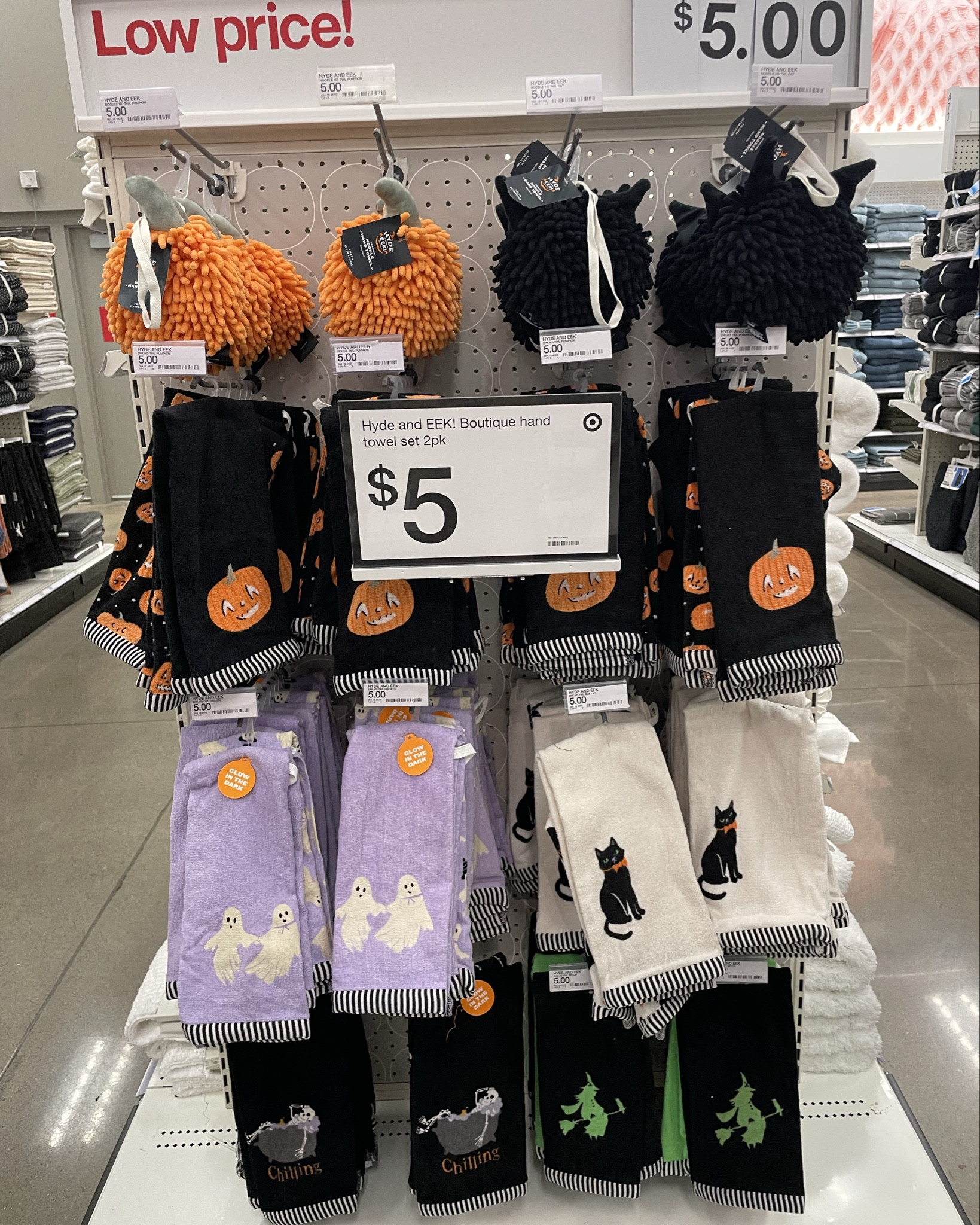 Halloween hand towels. Only $5 and some glow in the dark! 

#LTKFindsUnder50 #LTKHome #LTKSeasonal
