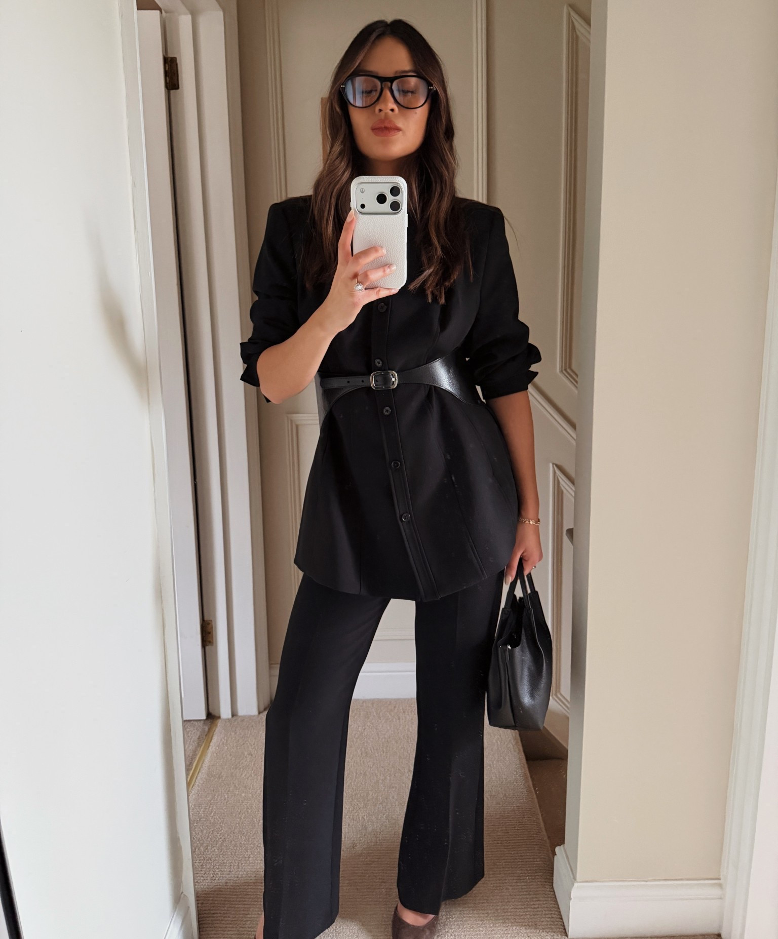 Classic Workwear with a twist 🖤

#LTKeurope #LTKuk #LTKworkwear