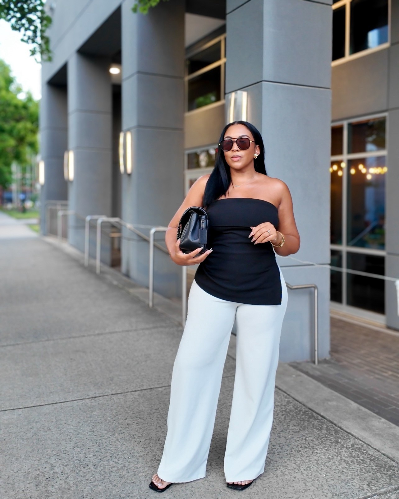 Black & White Outfit
Pants: are thrifted 

#LTKStyleTip #LTKOver40 #LTKMidsize