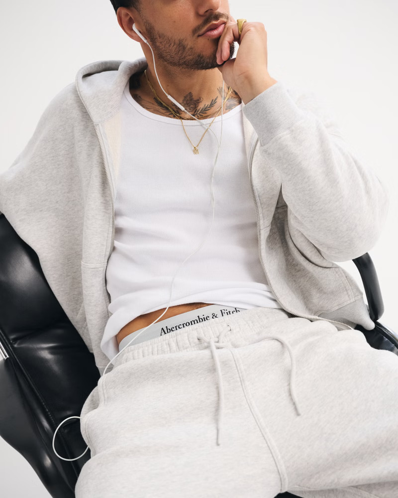 Cropped Essential Full-Zip Hoodie | Abercrombie & Fitch (US)