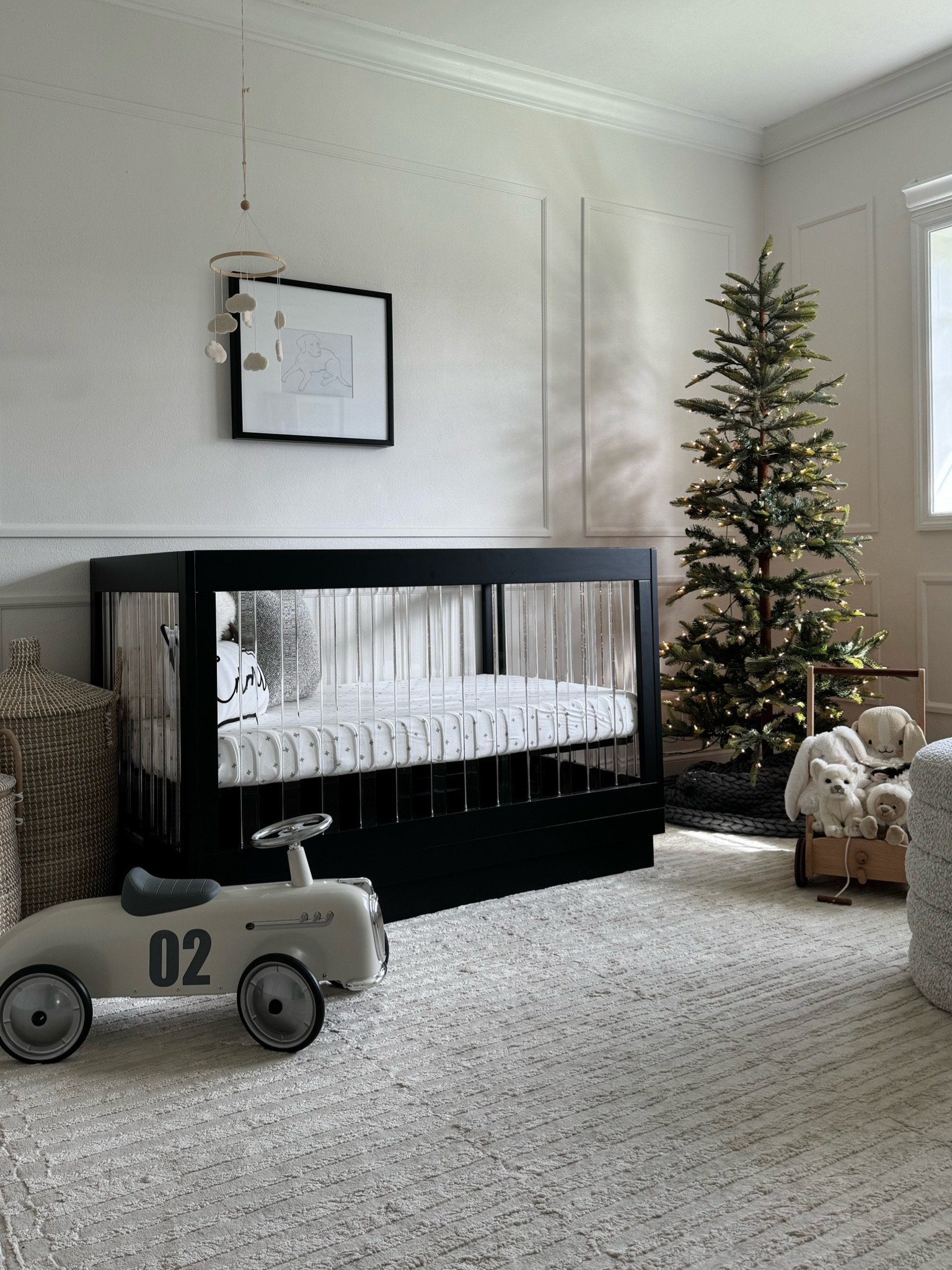 Christmas tree in nursery 🌲🤍✨

#LTKHoliday #LTKBump #LTKBaby