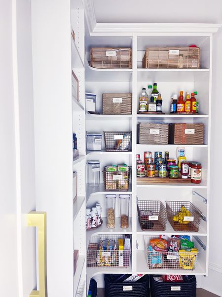 WEDNESDAYS

A little pantry eye candy for your mid week slump. Happy Wednesday, y’all!

#organizedsimplicity #home #organization #professionalorganizers #atlanta #organizedhome #atlantaorganizers #homeorganization #organizing