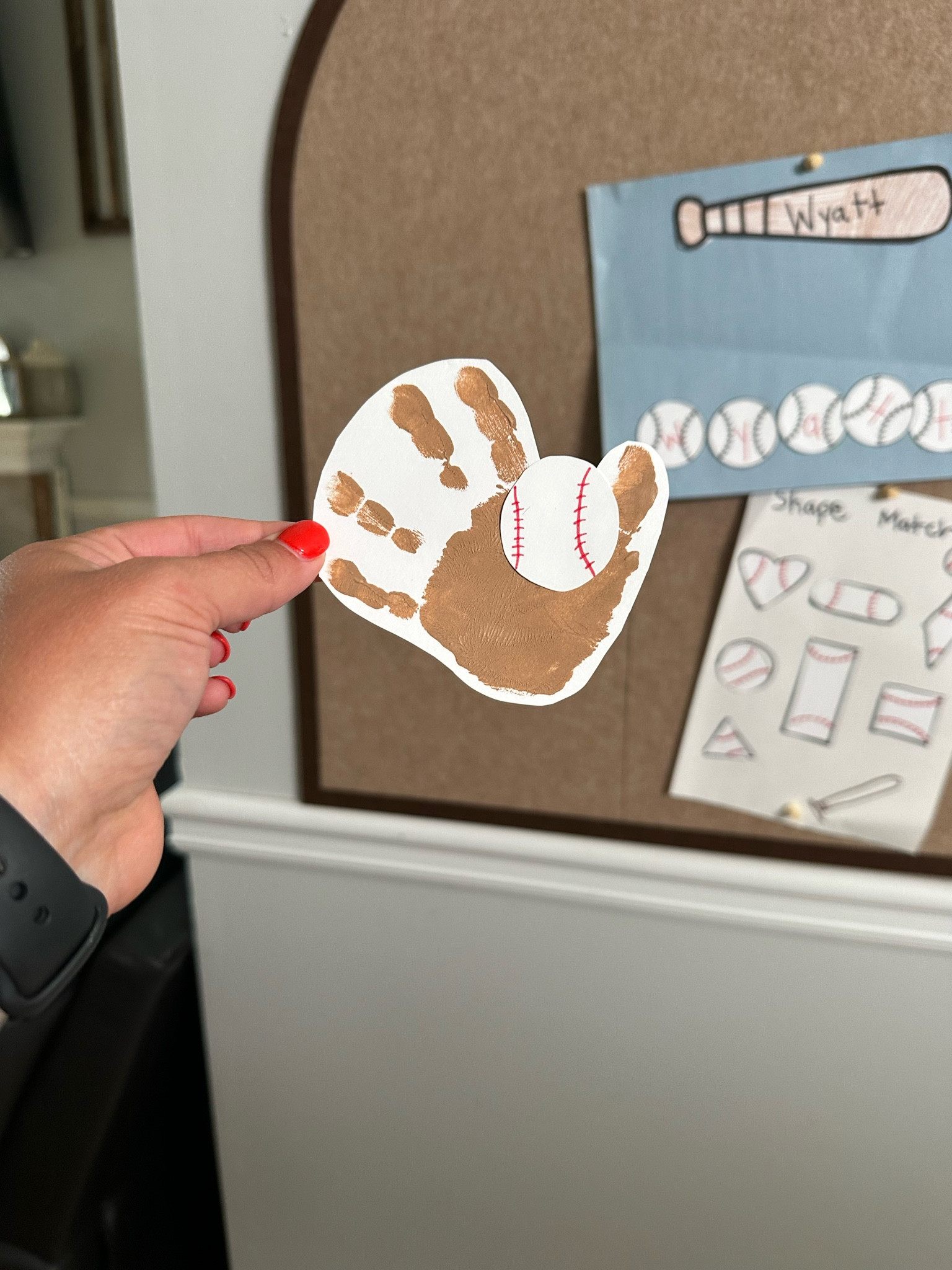The cutest little handprint craft for our baseball week! 

Toddler mom // toddler learning // Amazon find // toddler activities // learning journal