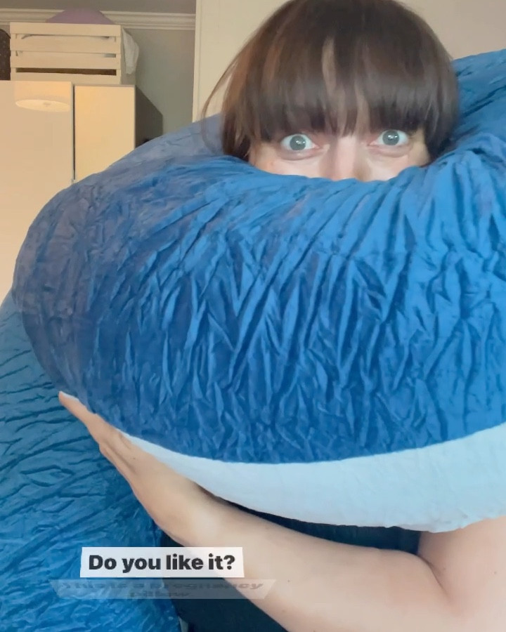 Pregnancy pillow gift is amazing!!!

#LTKBump #LTKVideo #LTKSaleAlert