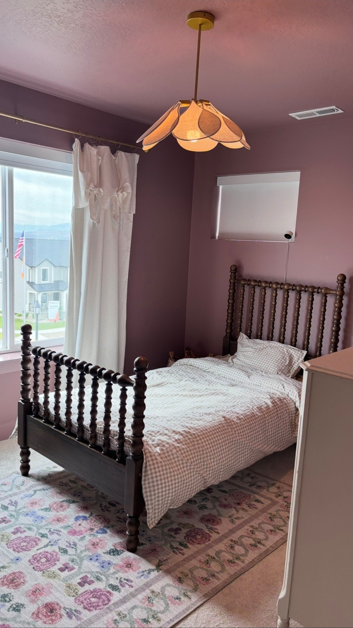 Paint color is Burberry by Benjamin Moore! #toddlergirlroom #toddlerroom #girlroom #mauve #vintageroom #roominspo #girlroominspo