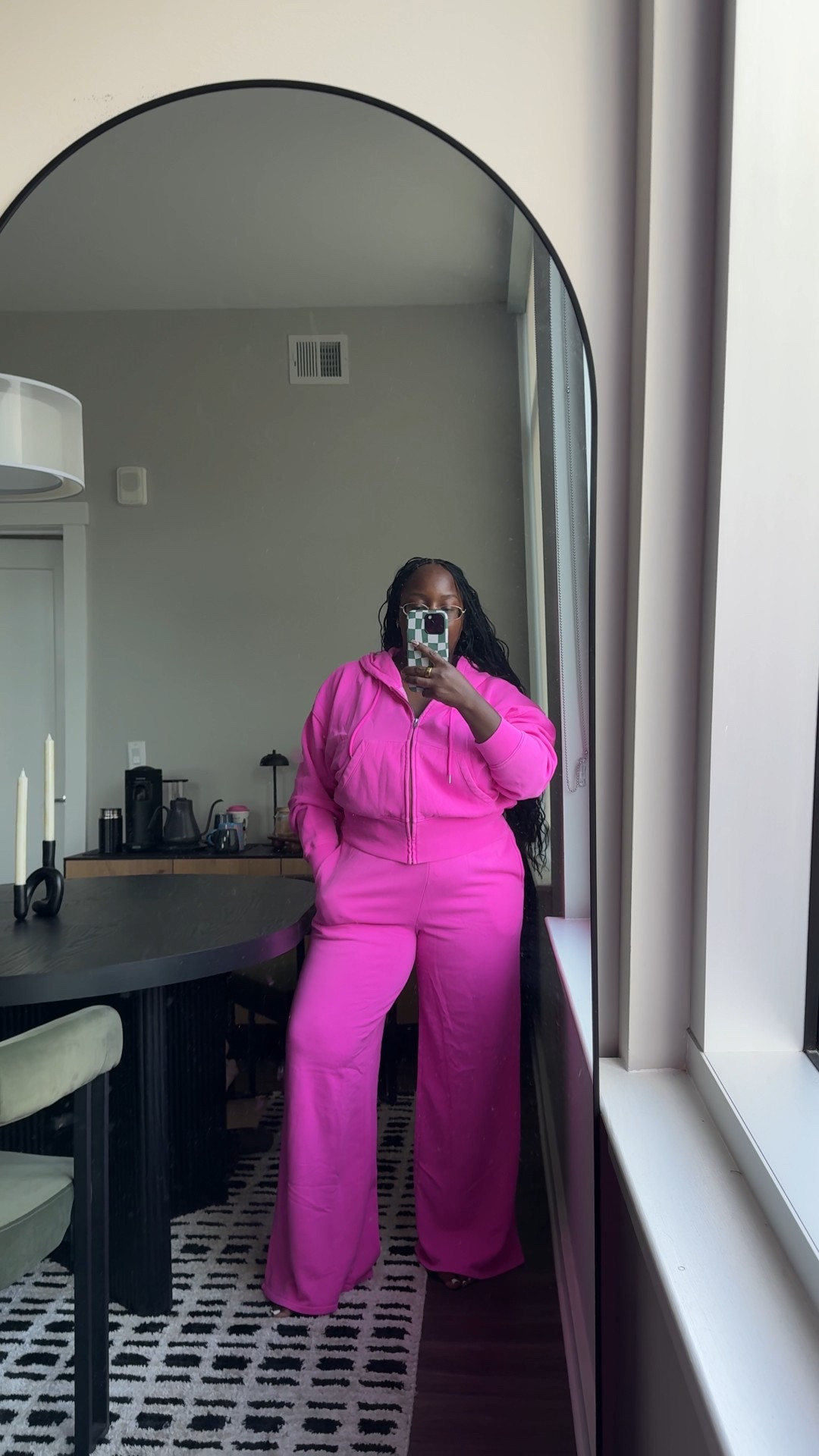 Absolutely obsessed with this sweatsuit from Gap. This color 😍💕

Top and bottom size M

#LTKFindsUnder100 #LTKMidsize #LTKSeasonal