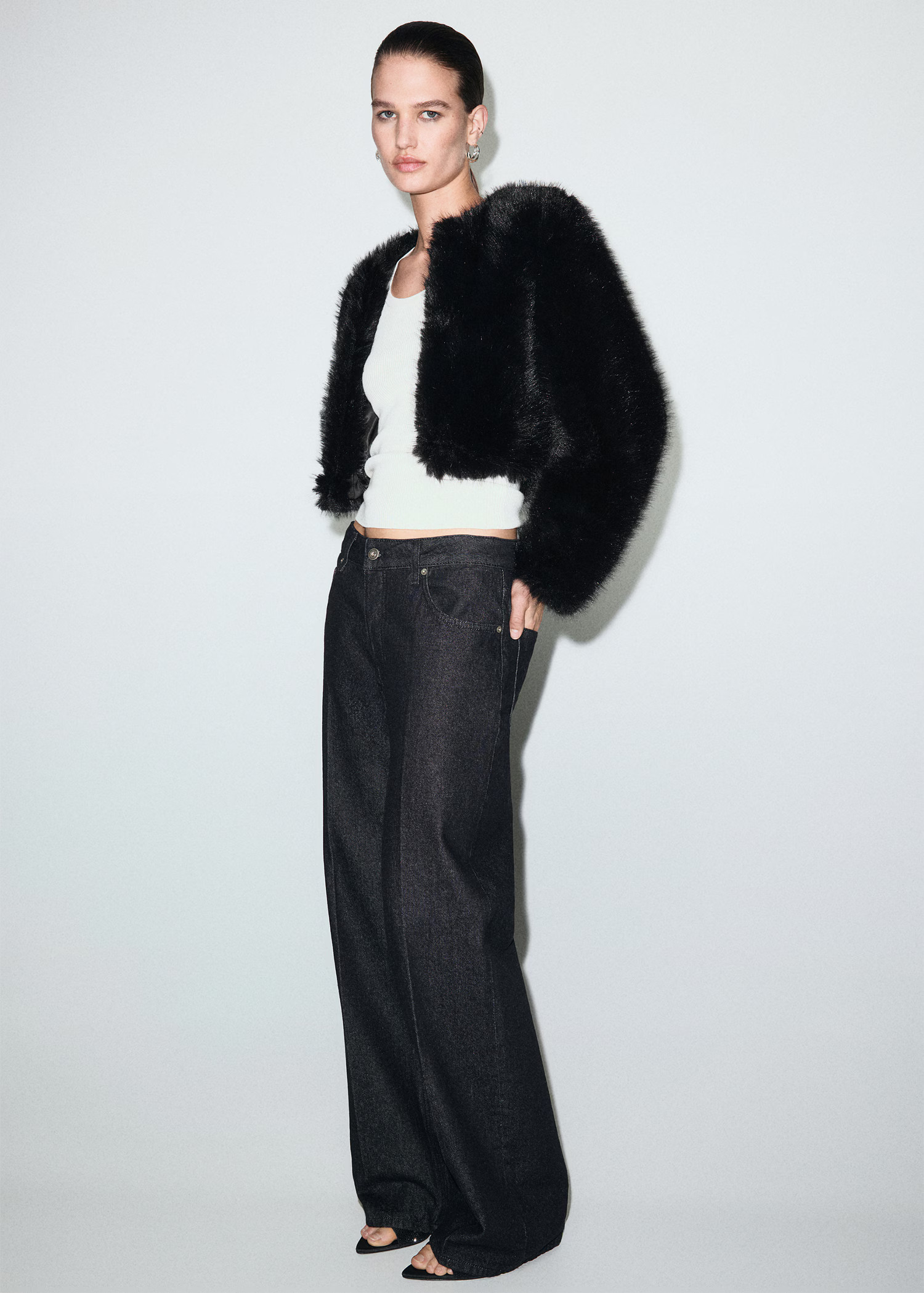 Faux-fur cropped jacket | Mango (US/MX/AU)