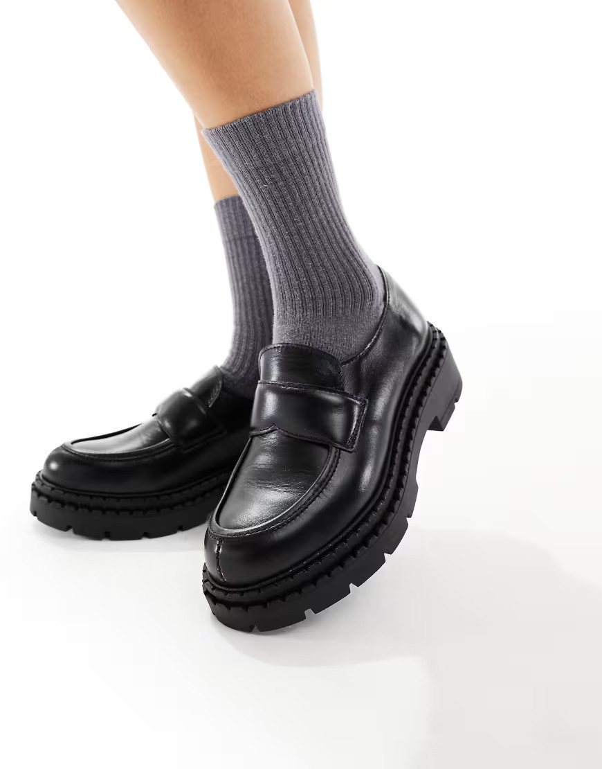 schuh Lawson chunky loafer in leather black | ASOS (Global)