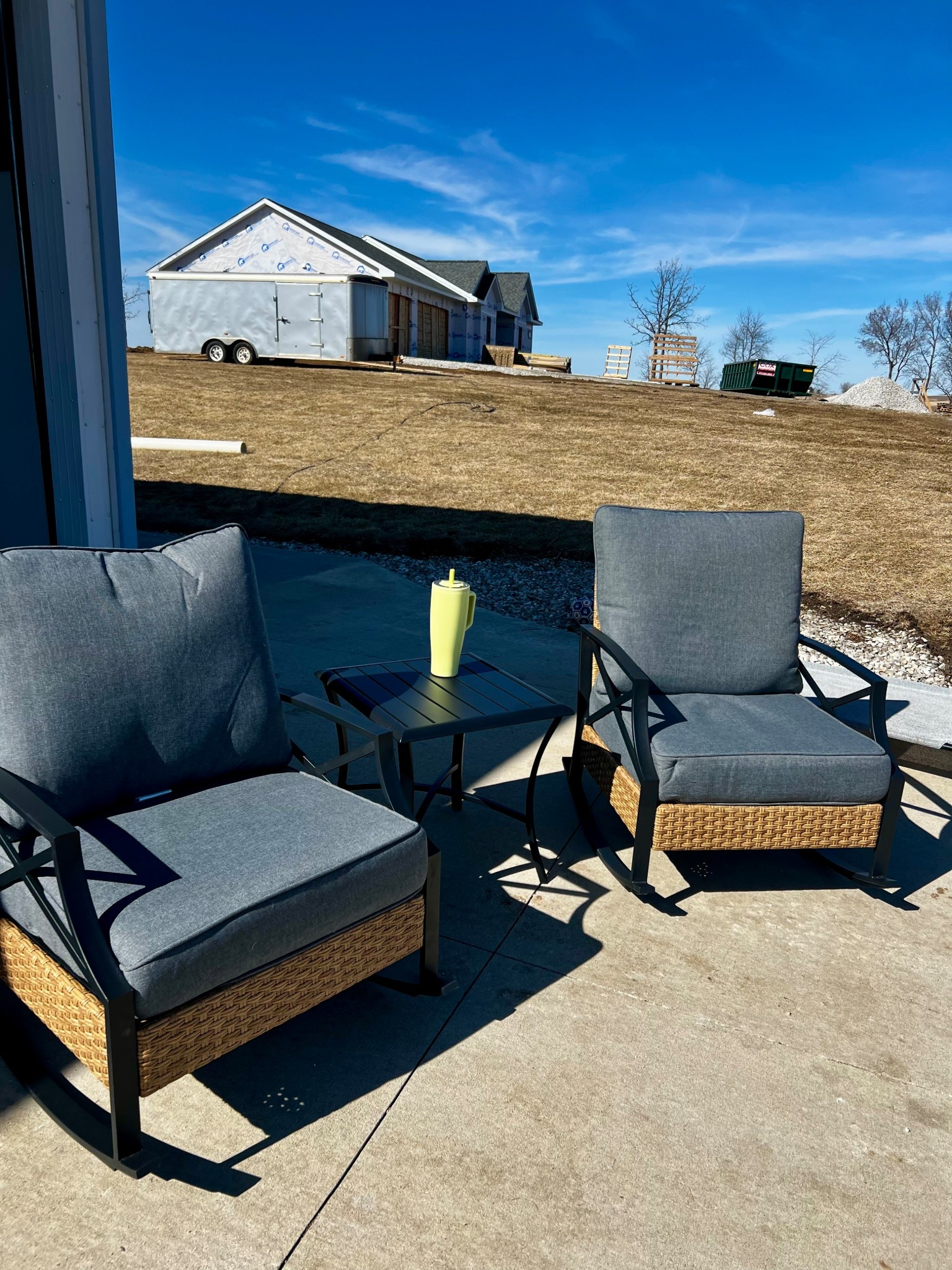 Been on the hunt for the perfect set of rocking chairs for the front porch! Found these ones at Lowe’s!! Love them so much! ☀️ 

Patio/ rocking chairs/ outdoor furniture 


#LTKSpringSale #LTKHome #LTKSeasonal