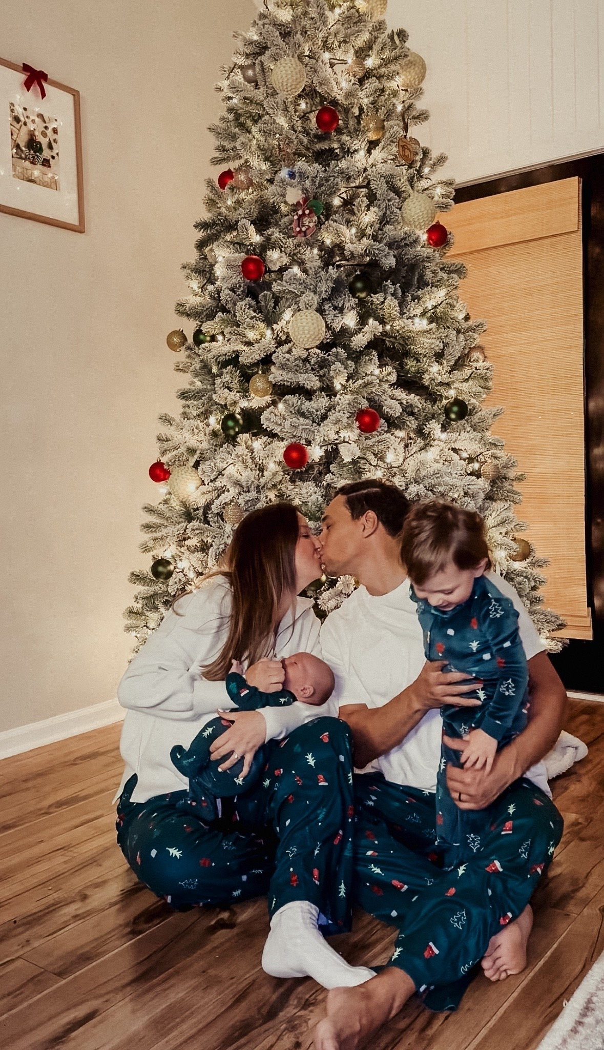 Matchy matchy🎄Carters still has some matching family Pajamas in stock!
 
 
Carters family, carters baby, matching pajamas, family matching, Christmas pajamas, Christmas pjs

#LTKKids #LTKmomlife #LTKHoliday