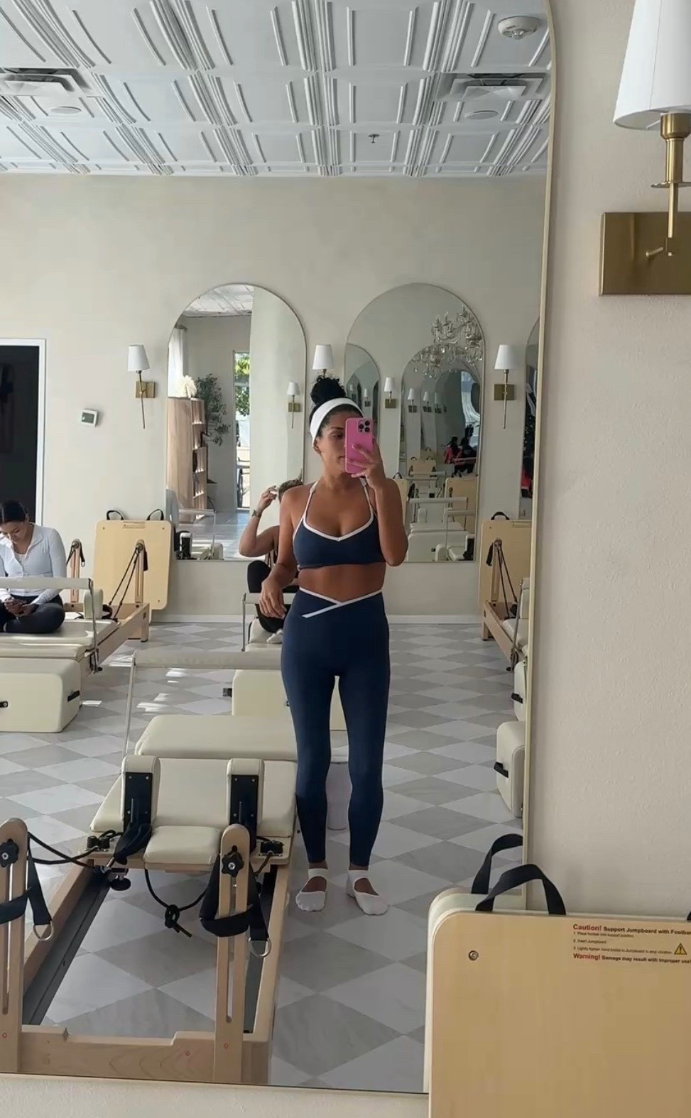 Matching set kind of day 🖤✨

#workoutstyle #activewearlook #matchingset 

#LTKootd #LTKfitnessgoals #LTKdayinmylife