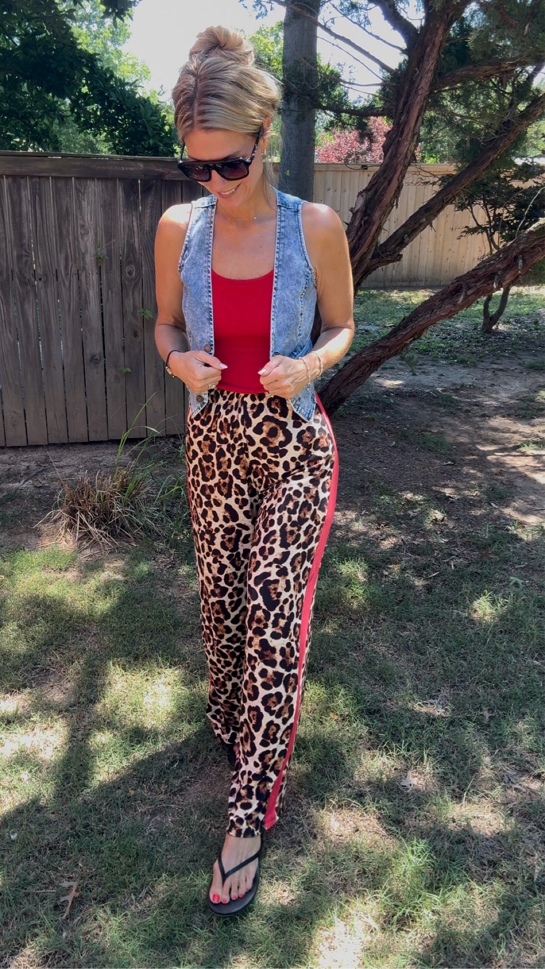 The easiest pants to style up or down! Im in an XS im tank and pants! 

#LTKdayinmylife #LTKootd #LTKgrwm