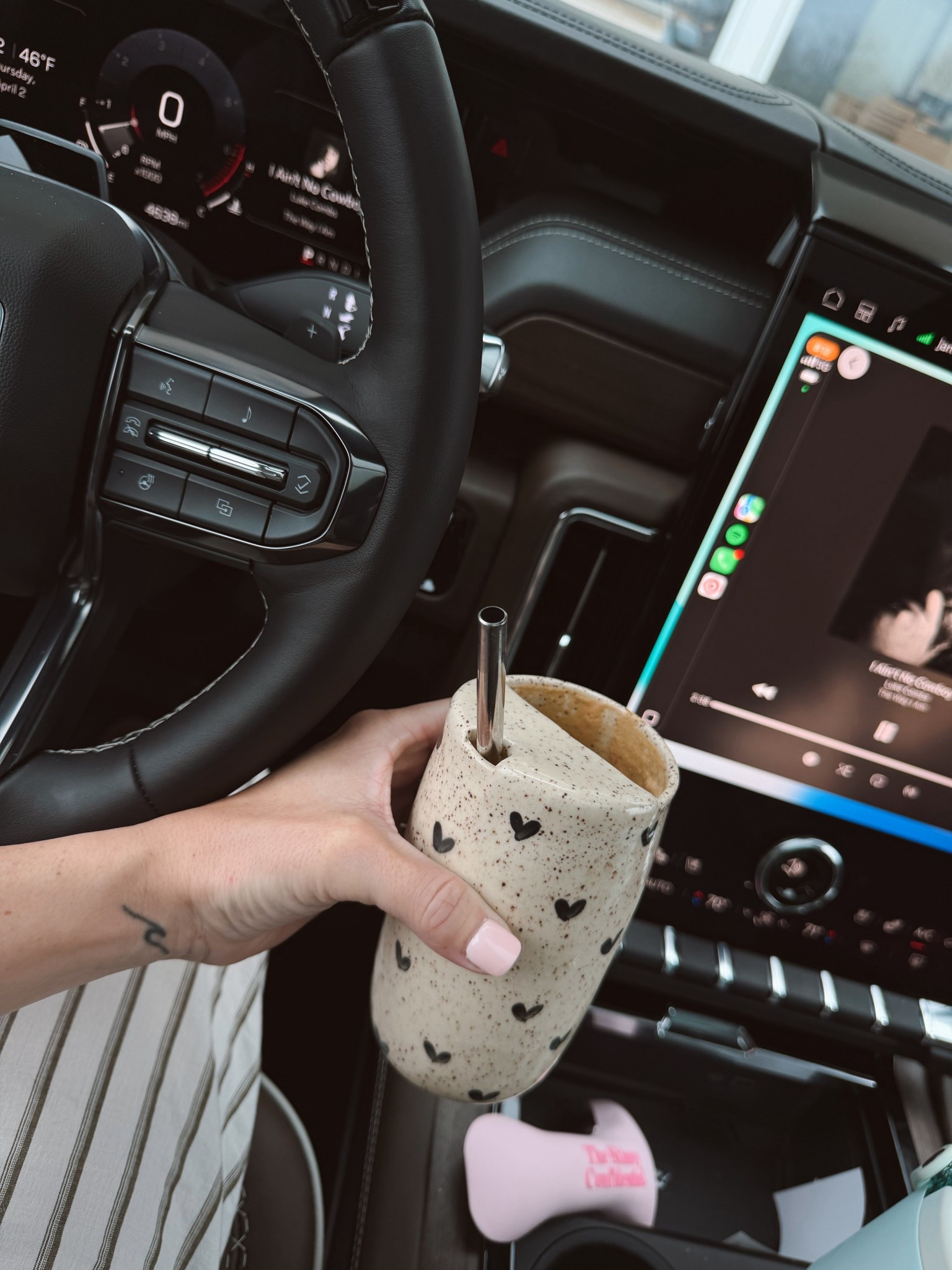 Love this travel mug so much & never not ice rolling in the am 🩵


Etsy, skinny confidential, Ice roller, travel mug

#LTKmorningroutine #LTKmomlife #LTKselfcare