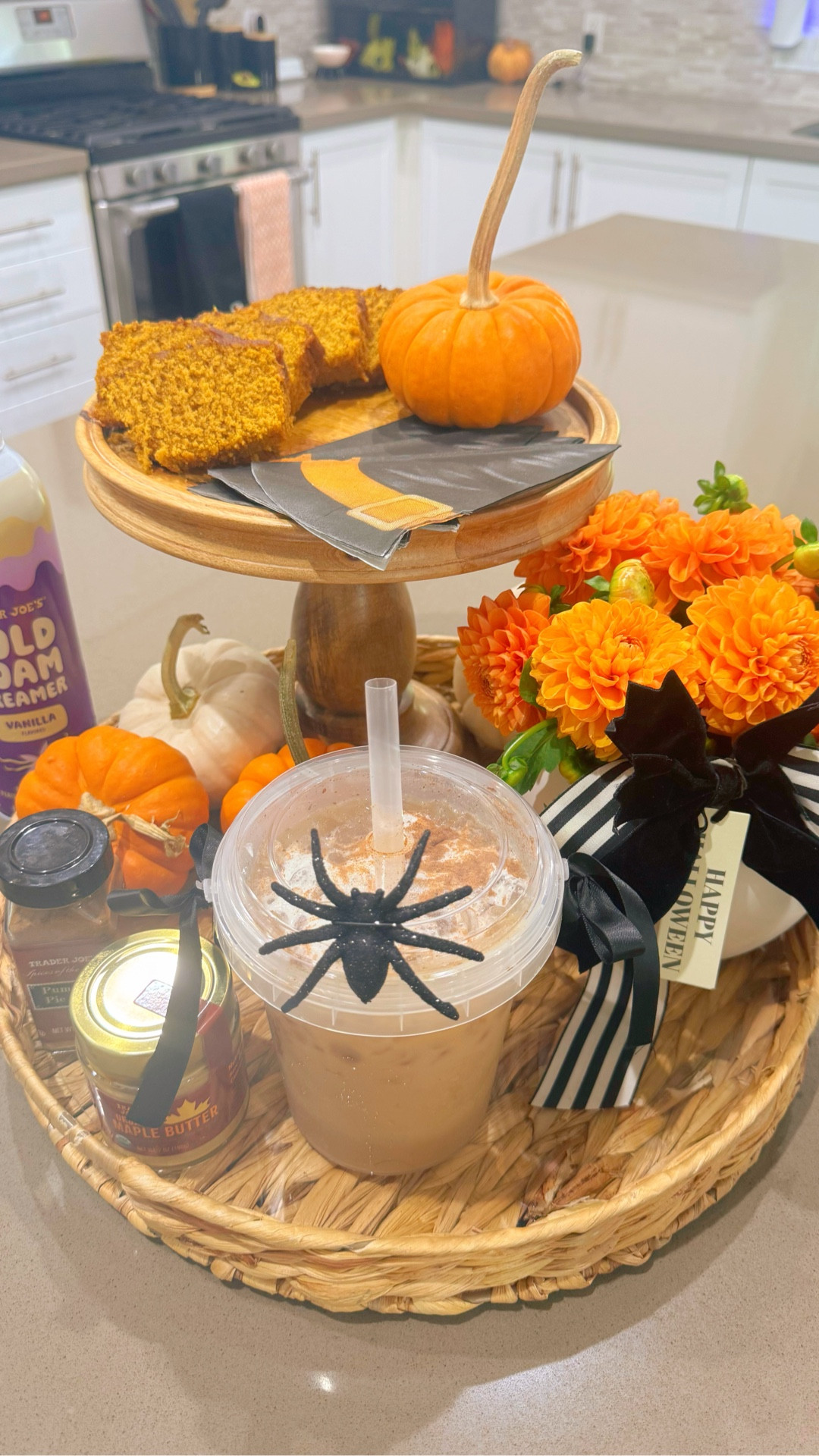 BUCKET COFFEE 🕷️🎃✨

#LTKHome #LTKParties #LTKHalloween