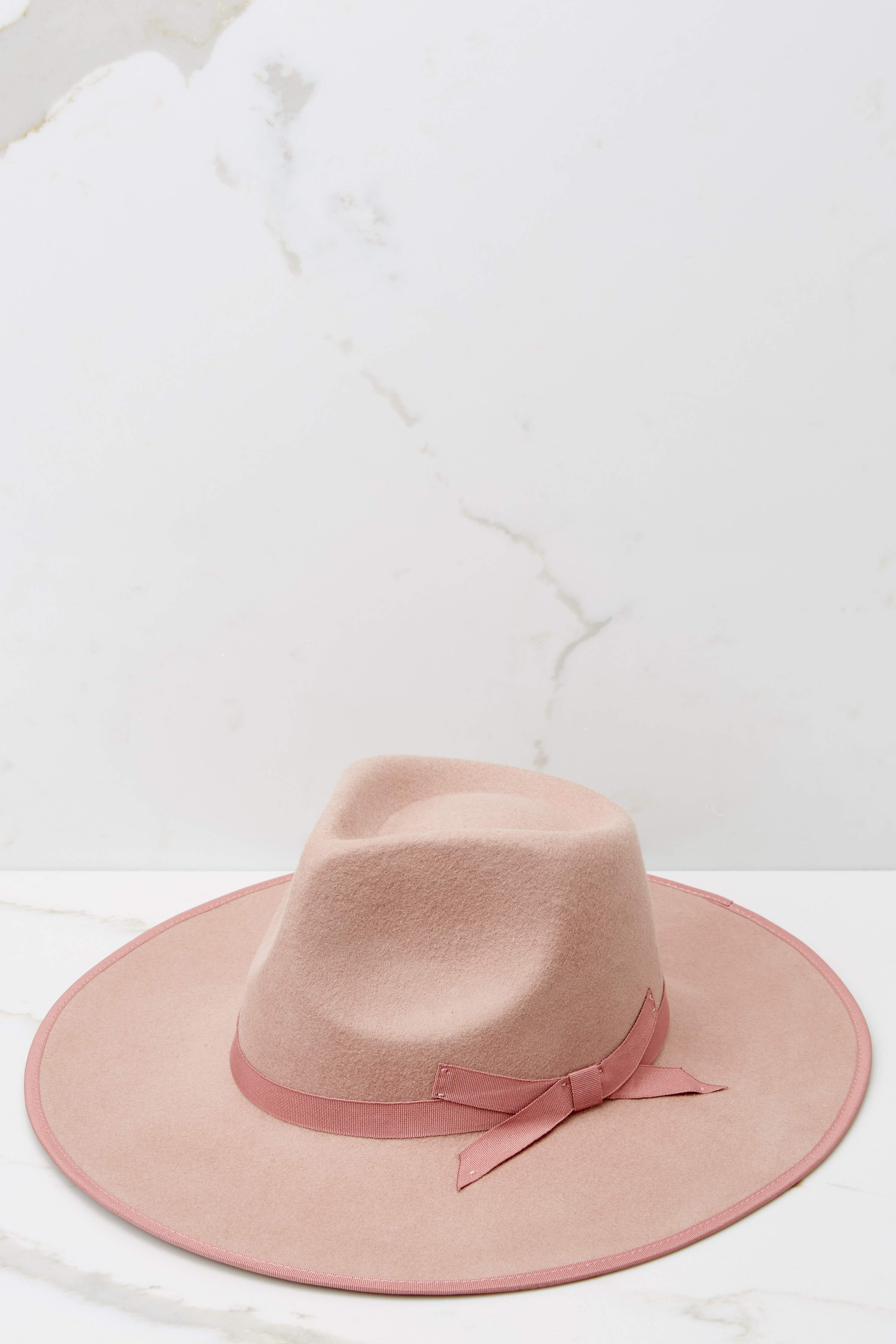 Straight Ahead Mauve Hat | Red Dress 
