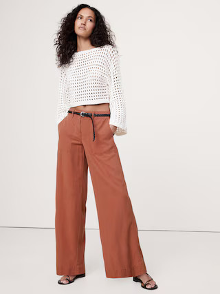 Super-Soft Soma Mid-Rise Wide-Leg Pant | Banana Republic (US)