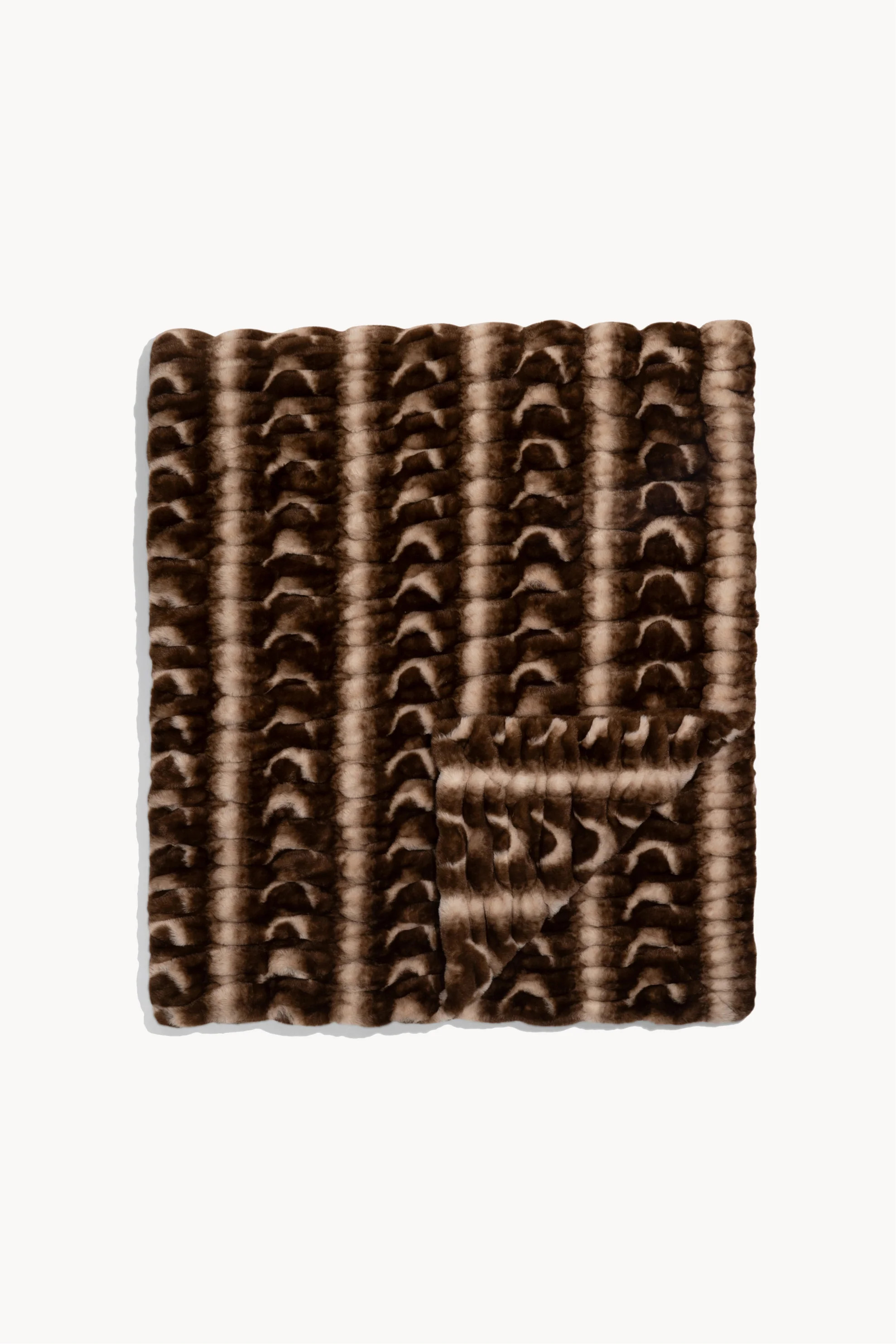 Teton Saddle - Medium | Lola Blankets