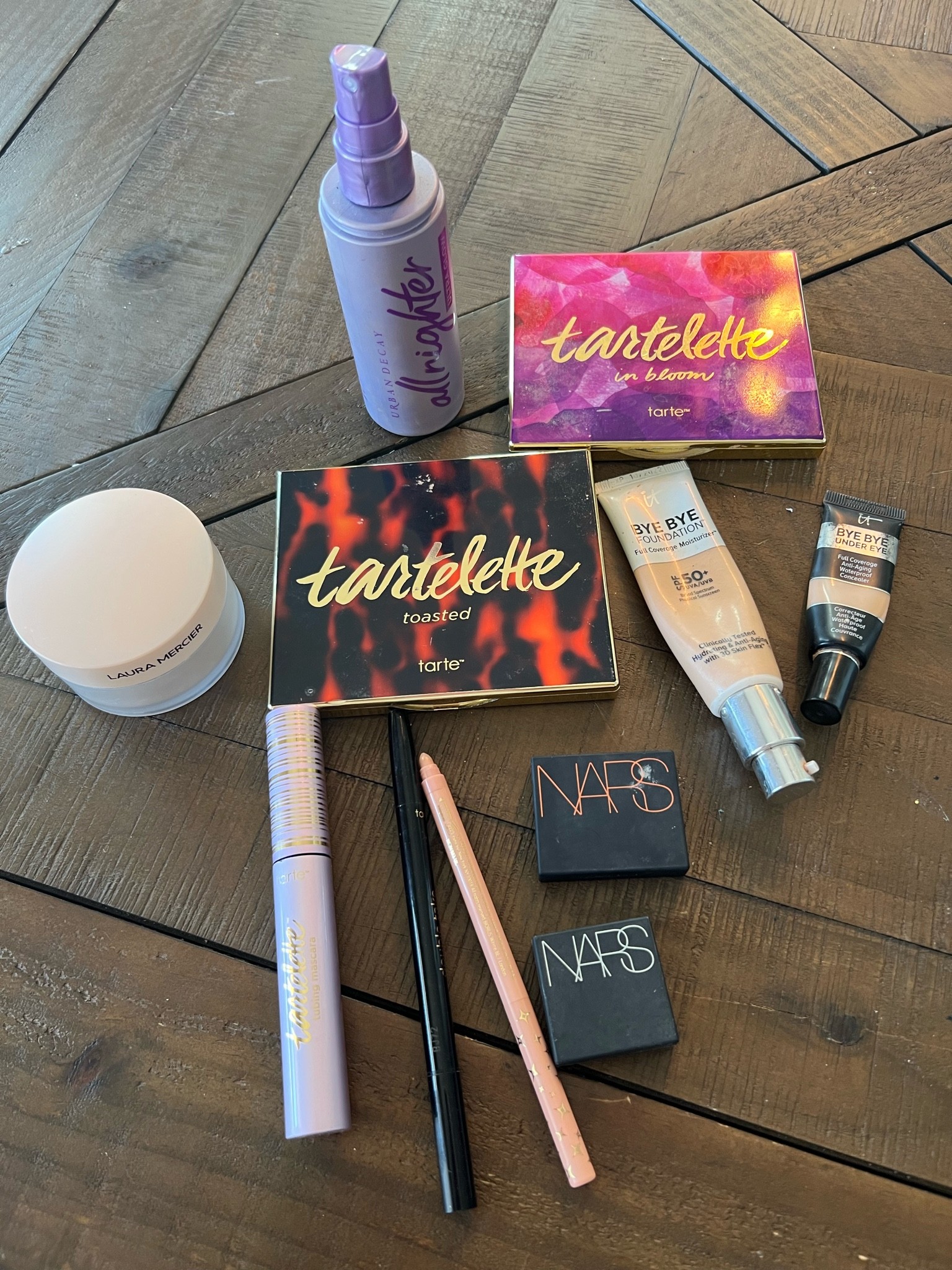 Makeup I Use And Love
Macys Beauty Sale
15% off
 Use code: FRIEND

#LTKsalealert #LTKbeauty #LTKfamily