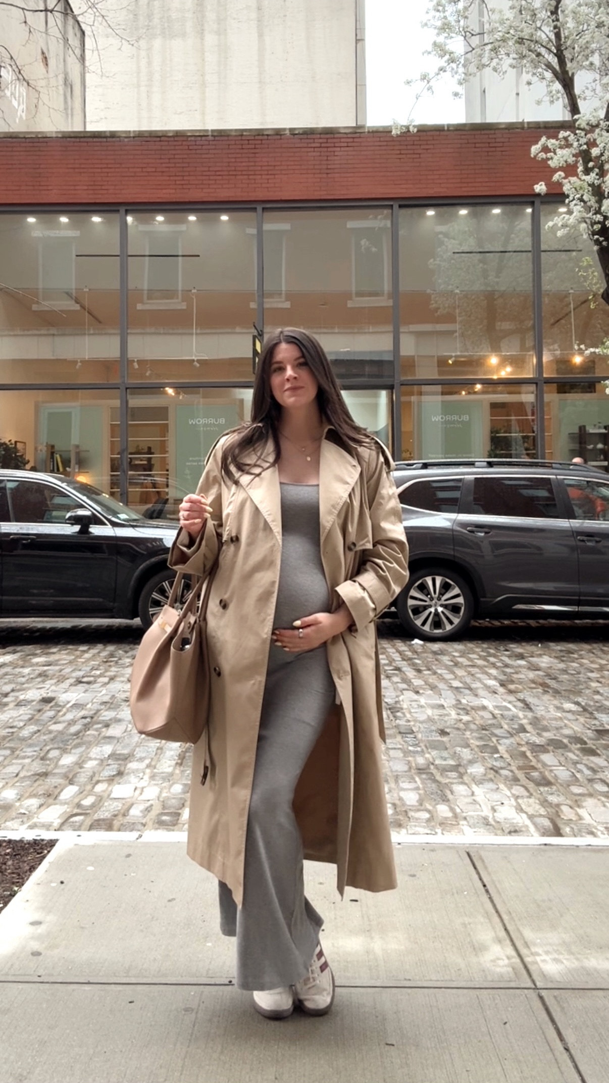 the KEY to chic maternity outfits! stretchy maxi dress, skims dress, bump fit, pregnancy outfits, maternity dress, pregnant fashion 

#LTKBump