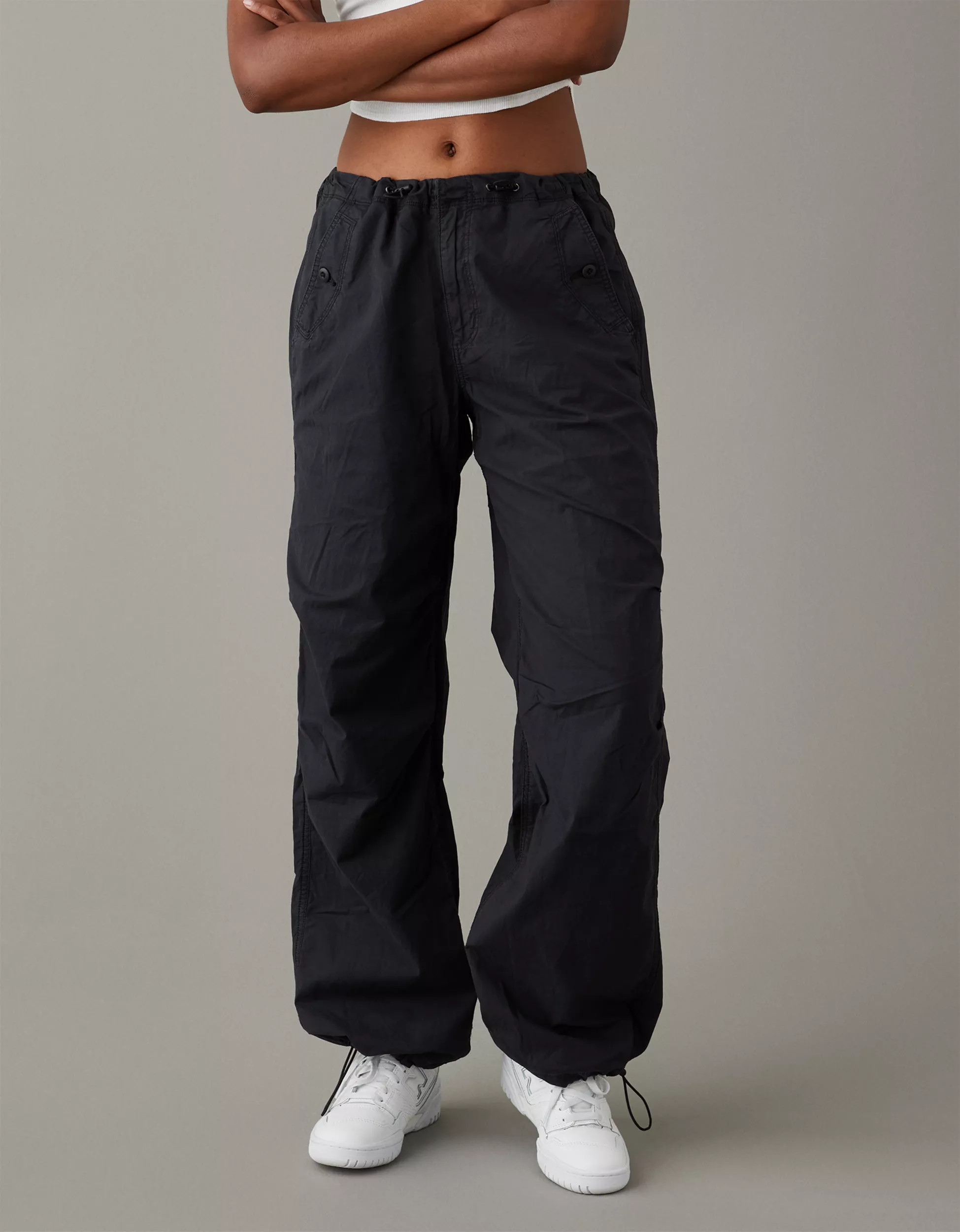 AE Snappy Stretch Low-Rise Parachute Pant | American Eagle Outfitters (US & CA)