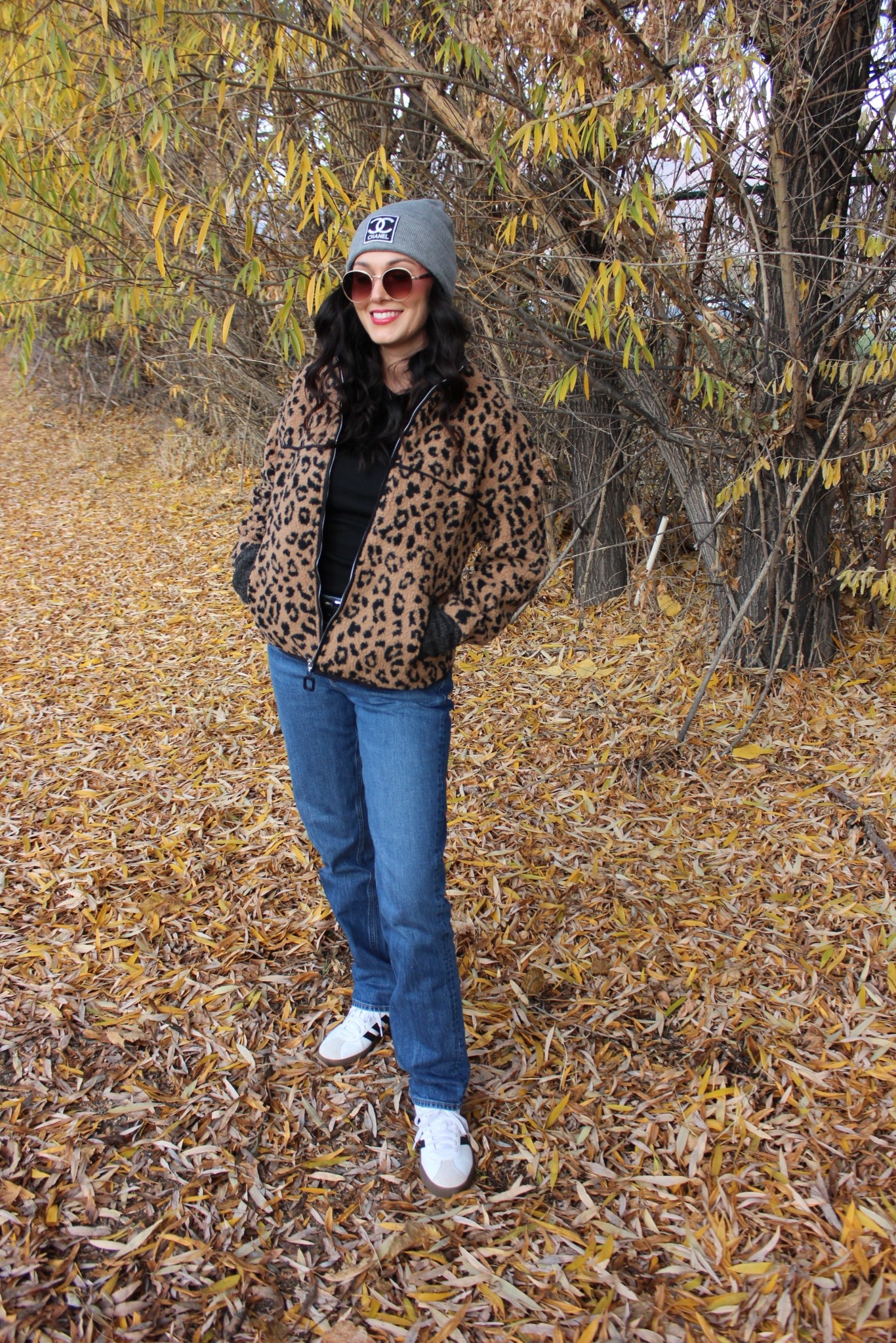 Thanksgiving Outfit

Hat & Jacket - @neckofthewoods.lakeside


#LTKCyberWeek #LTKootd #LTKHoliday