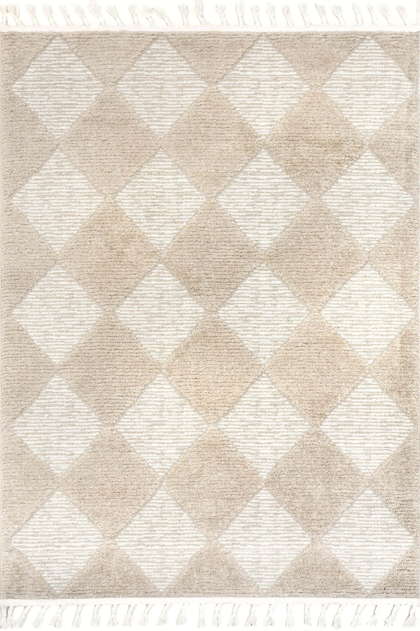 Aylin Diamond Tasseled Rug | Beige | Rugs USA