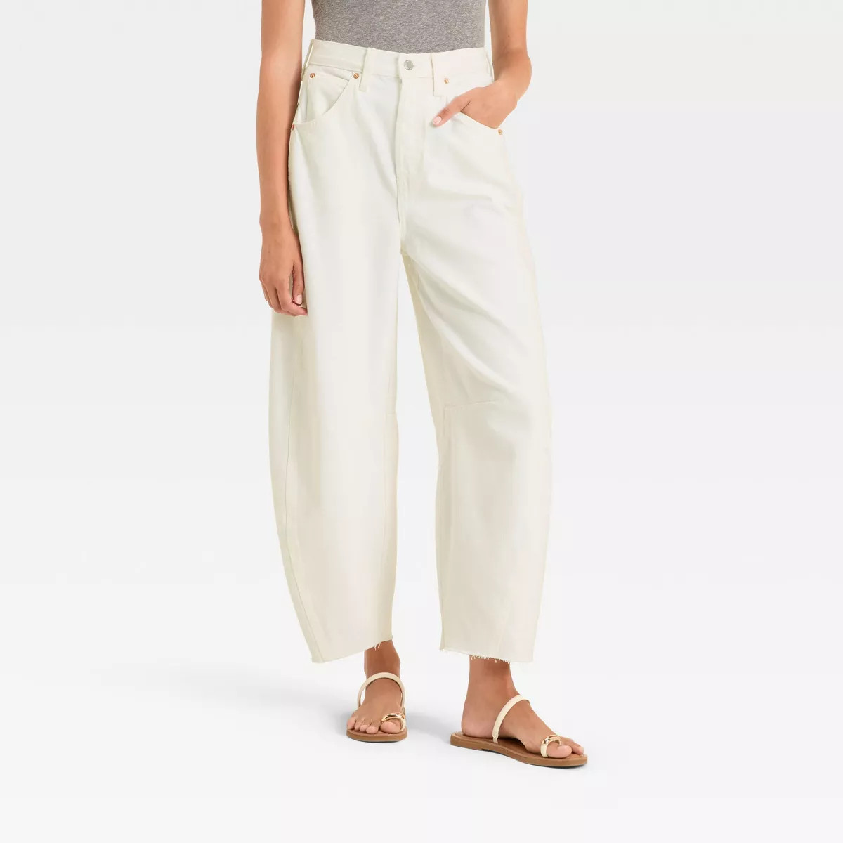 Women's High-Rise Curved Leg Barrel Jeans - Universal Thread™ | Target