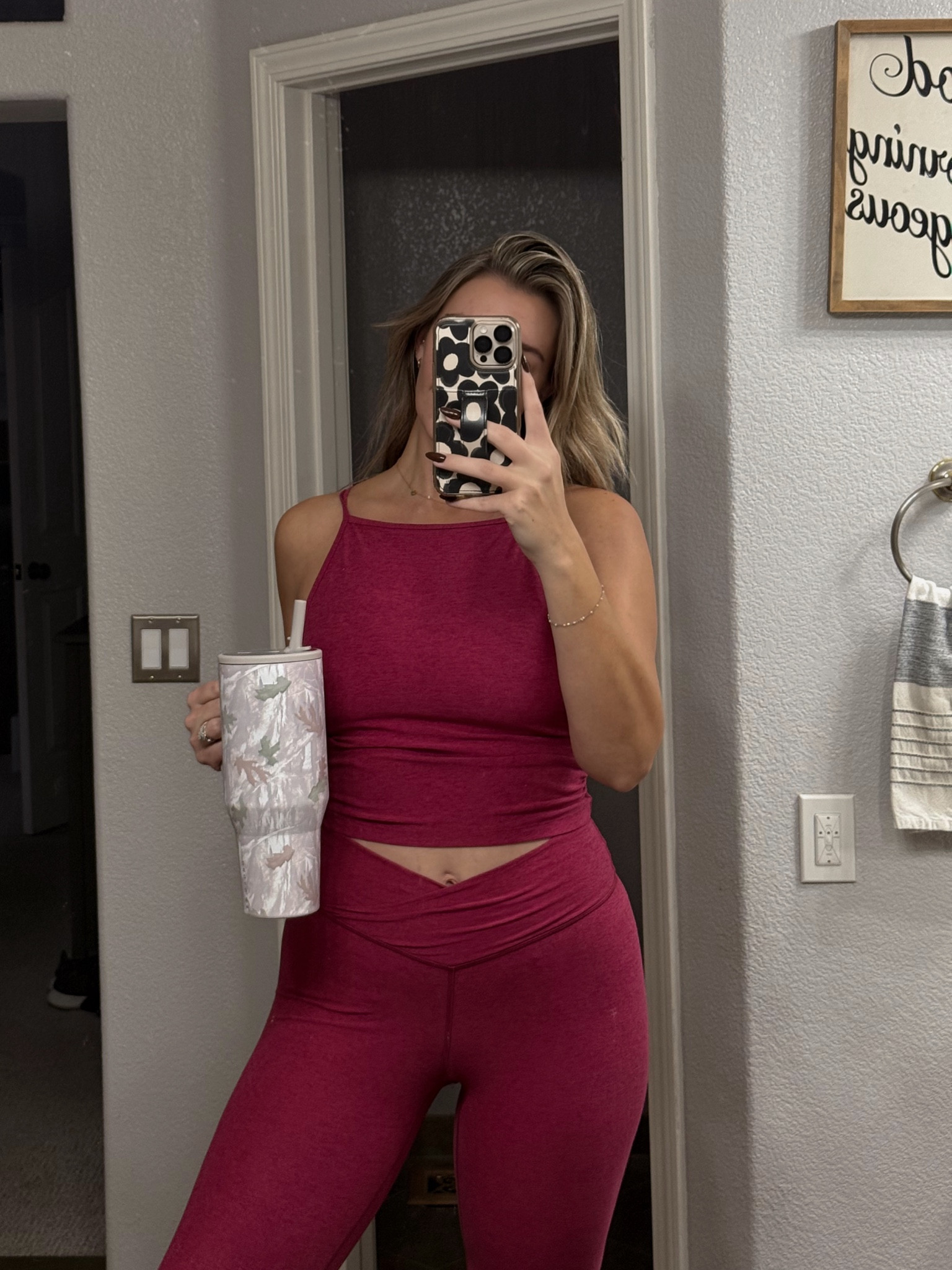 Abercrombie YPB set

#LTKTravel #LTKFitness