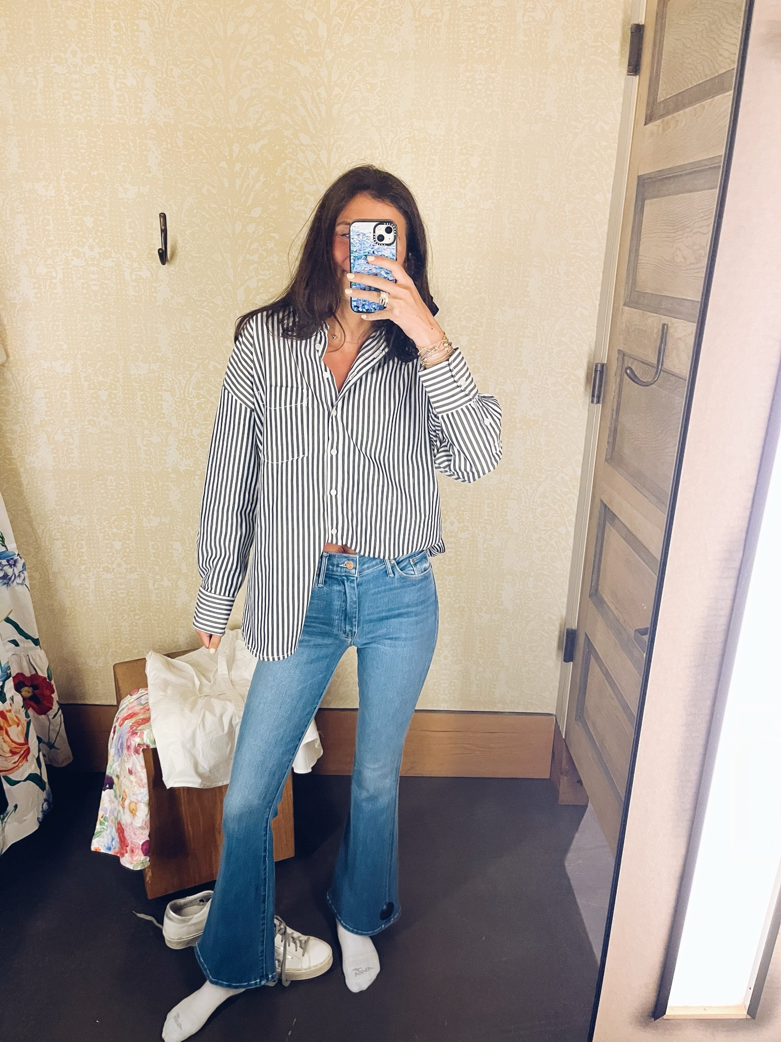 these jeans are perfectt

#LTKSeasonal #LTKTravel #LTKStyleTip