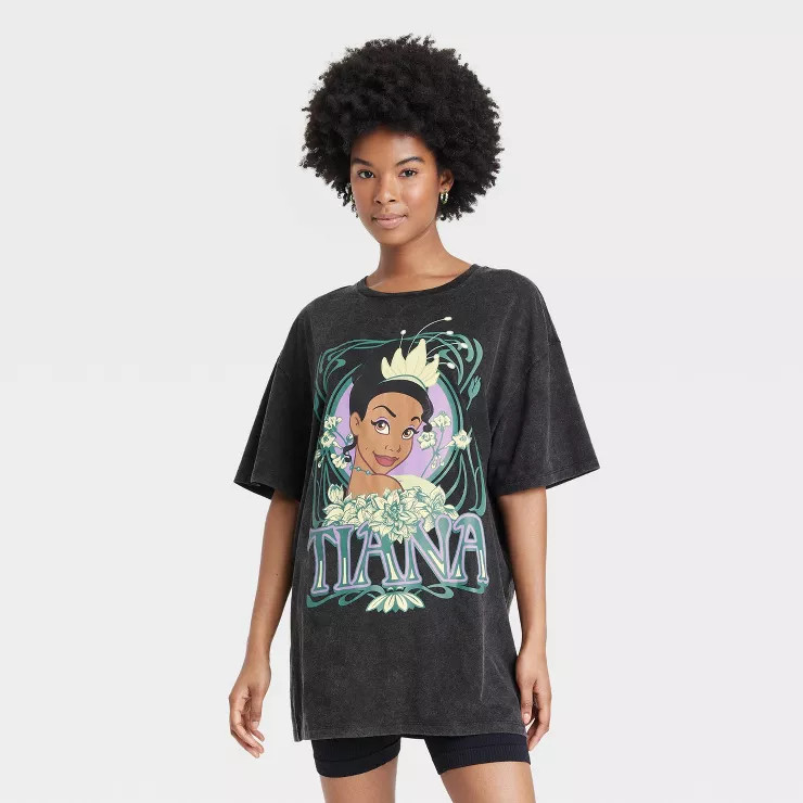 Women's Disney Princess Tiana Short Sleeve Graphic T-Shirt Dress - Black | Target