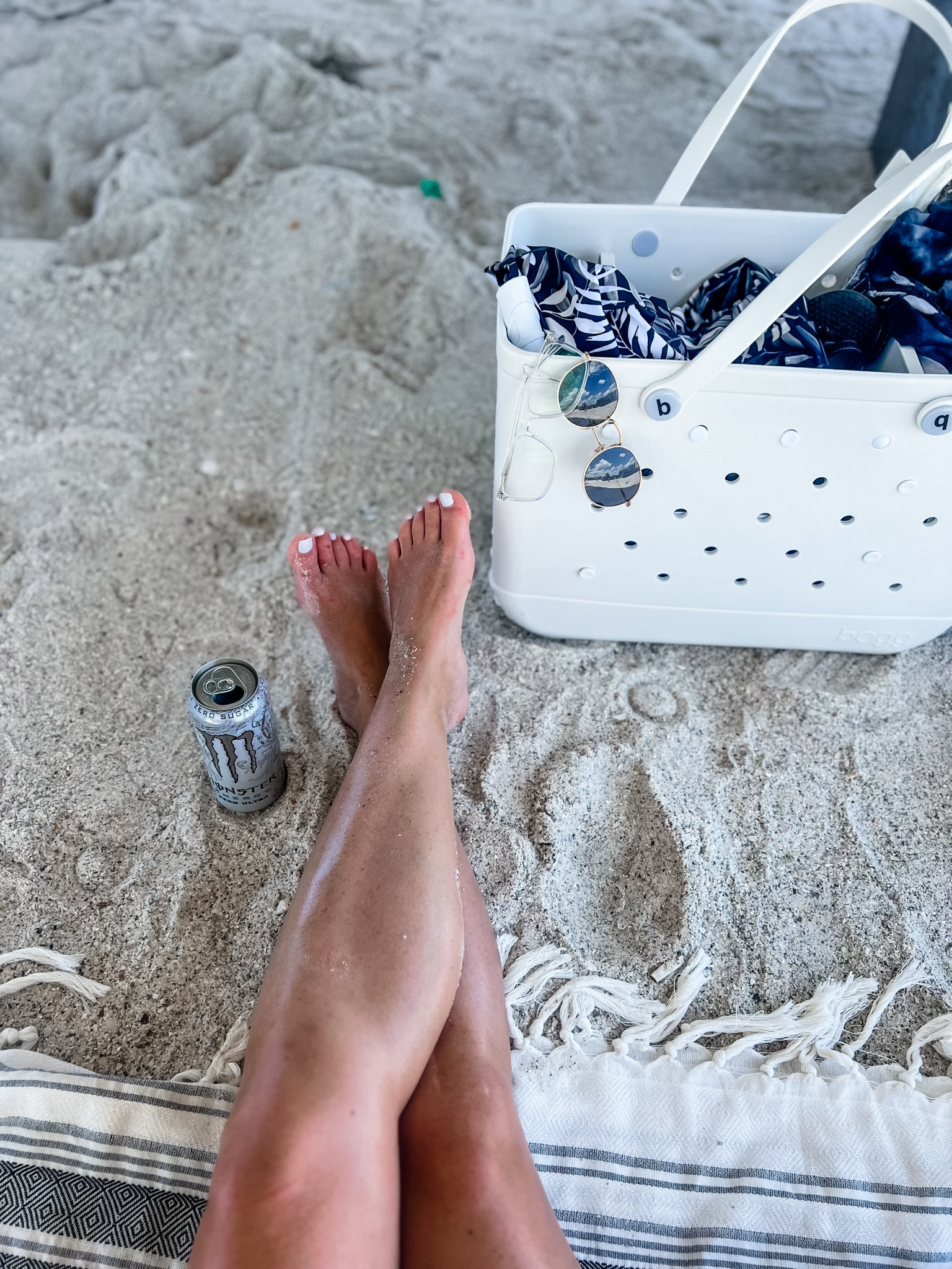 In case you were wondering, the Bogg Bag is worth the hype 

#LTKSwim #LTKSeasonal #LTKTravel