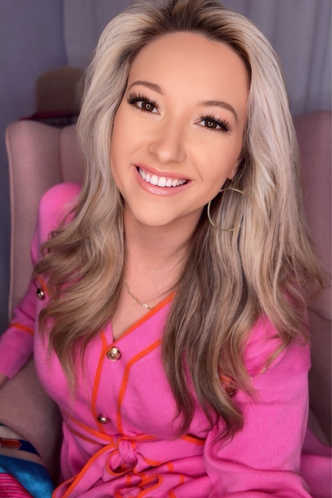 I love how versatile this pink knit dress is😍 it can be dressed up or down for every occasion!

Pink, orange, hot pink, knit, long sleeve, bodycon, dress, boots, booties, heels, wedges, jewelry, gold, necklace, hoop earrings, chain link necklace, curls, wand, t3 curler, chic, 



#LTKStyleTip #LTKShoeCrush #LTKWorkwear