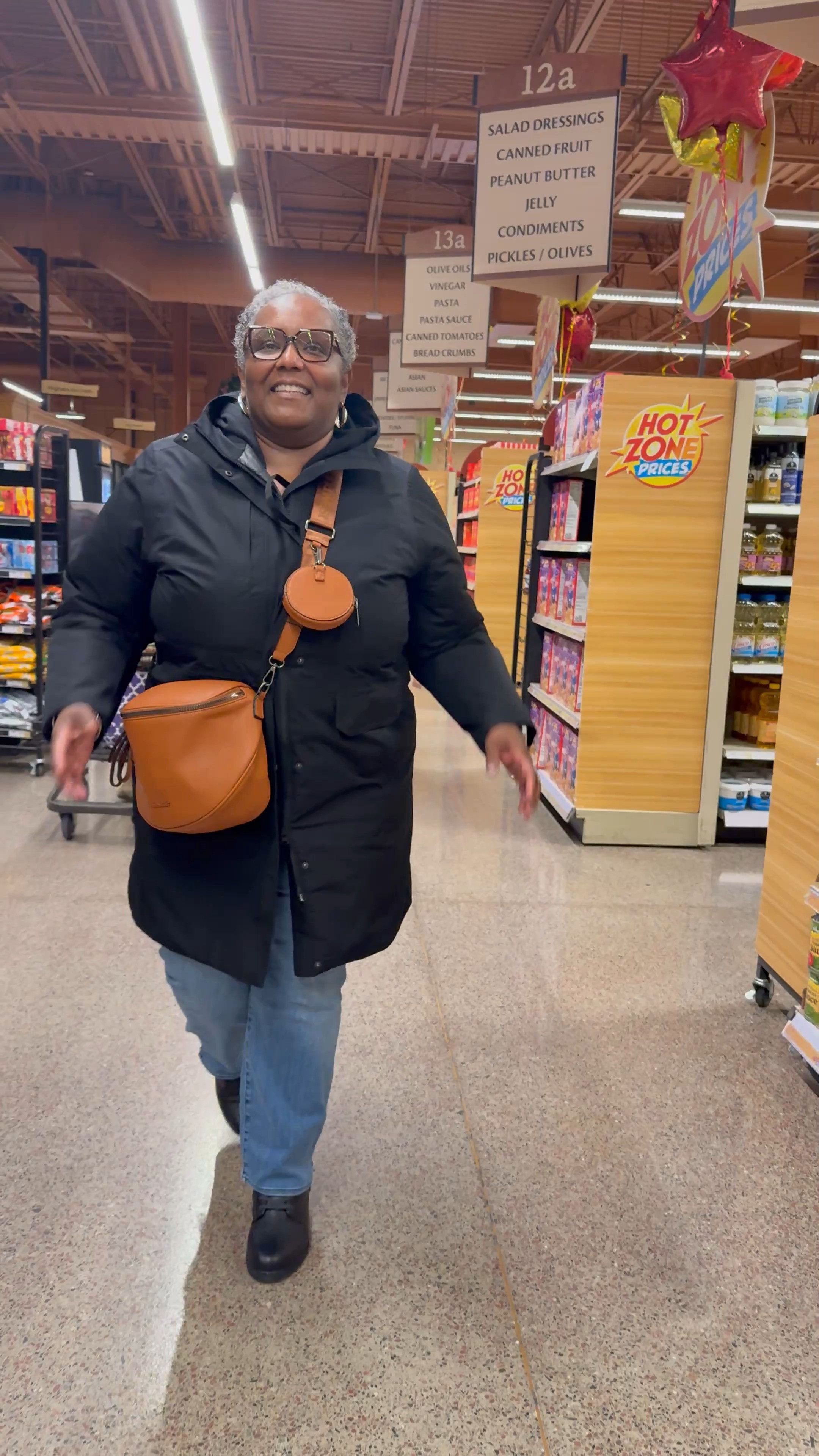 Montana West large fanny pack is my hands-free, stylish, and roomy everyday bag. Fits my phone, wallet, keys, lip gloss, sanitizer and more. Perfect for errands, travel, walks, and busy days. Cute enough to style, practical enough for real life. 

 #LTKmomlife #LTKFindsUnder50 #LTKTravel