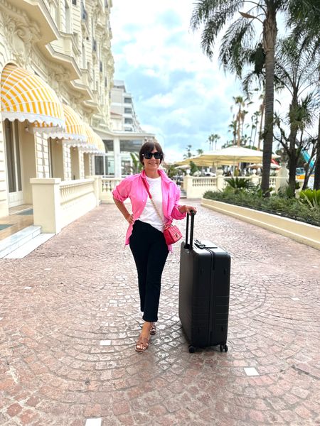 Travel outfit! Heading home today wearing the Frame Jetset pants in size 1

#LTKstyletip #LTKFind #LTKtravel