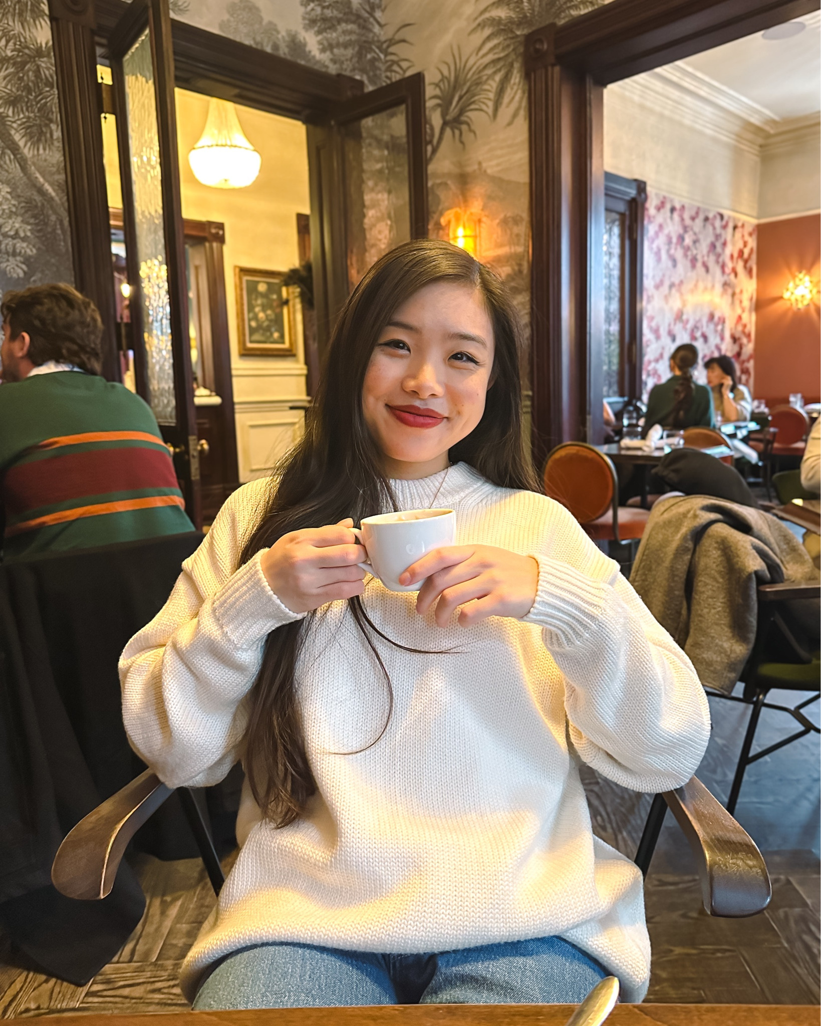 Cozy winter brunch outfit ☕️✨