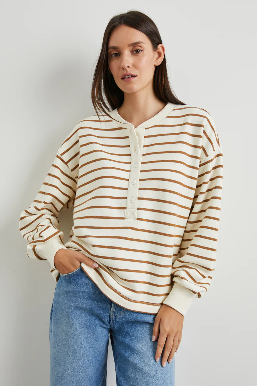 Joan Sweatshirt | Strand the Boutique