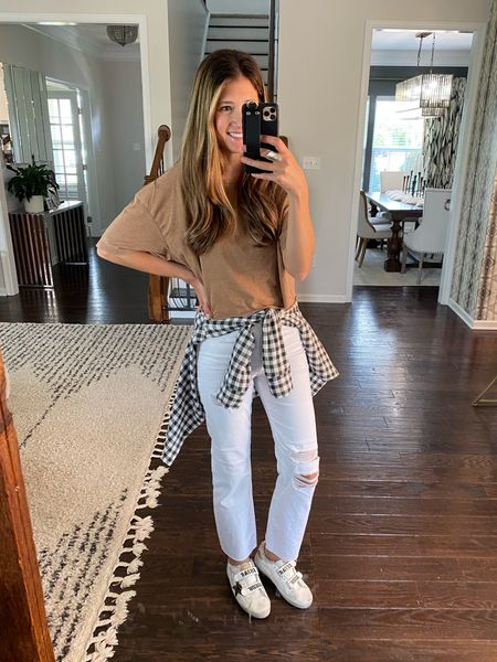 White jeans fall outfits- the items from my reel are linked below.  Jeans run true to size as well. 
