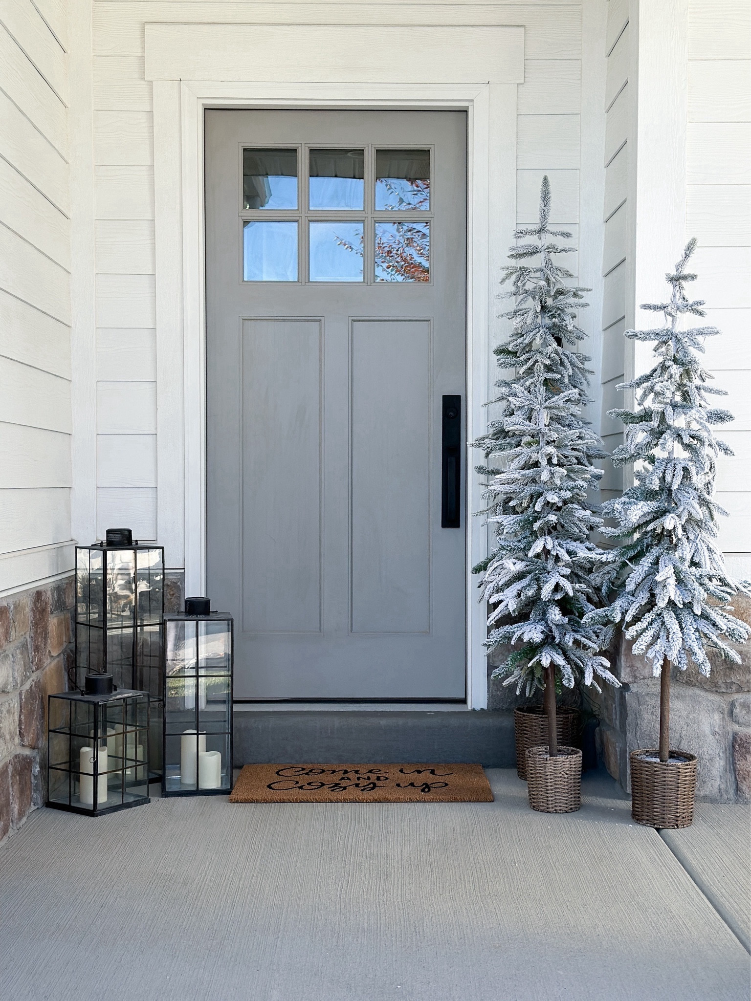 These lighted flocked trees are perfect on our front porch. Available in three sizes; we got 1 of each. 

Front Porch Christmas — Minimalistic Christmas Decor - Simple Christmas Decor - Small Flocked Tree - Holiday Porch Decor - Outdoor Christmas 

#flockedtree #christmastree #christmas 


#LTKhome #LTKHoliday #LTKSeasonal