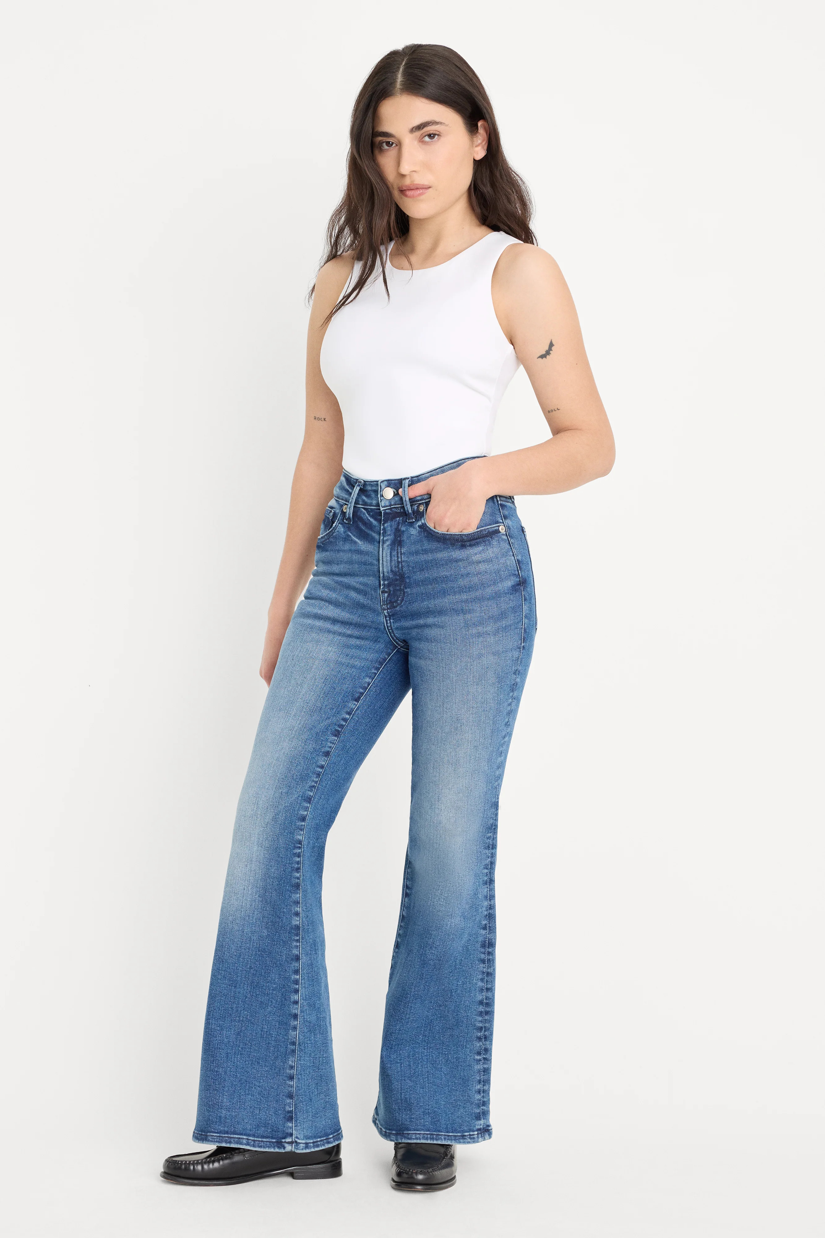 ALWAYS FITS GOOD PETITE FLARE JEANS | INDIGO1071 - GOOD AMERICAN | Good American