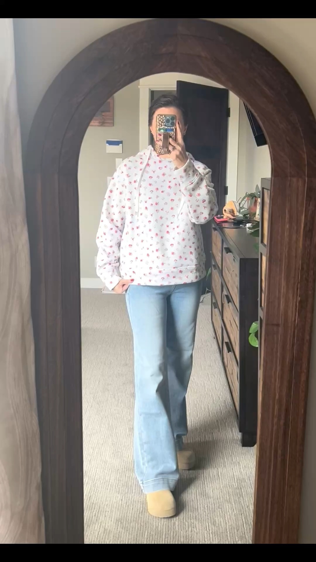 The comfiest jeans and cute flower sweatshirt. 

#jeans #pinklily #flower 

#LTKOver40 #LTKPetite #LTKootd