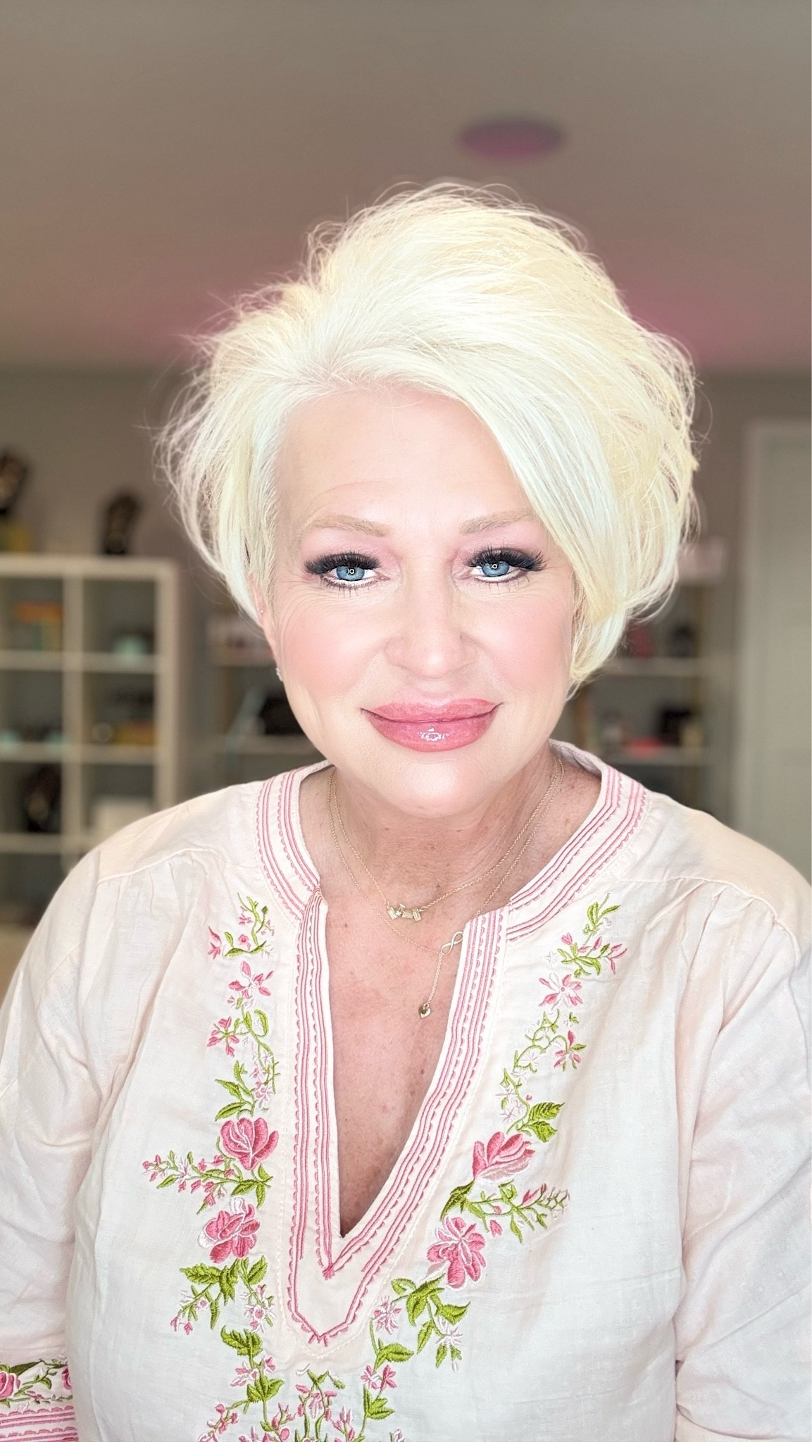 8-6 GRWM Final Look

#LTKOver40 #LTKgrwm #LTKBeauty